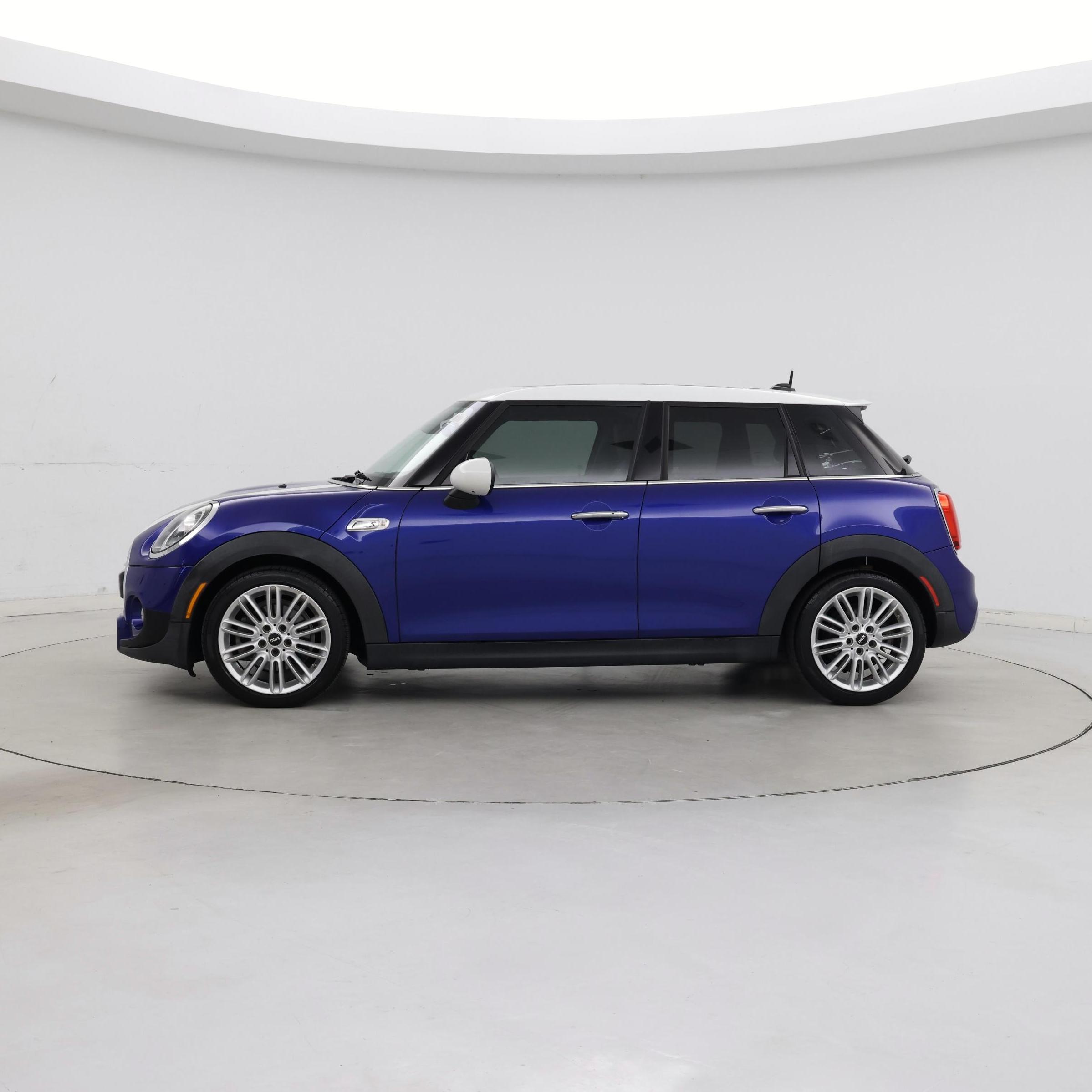 Thumbnail: 2019 MINI Cooper Hardtop - 3