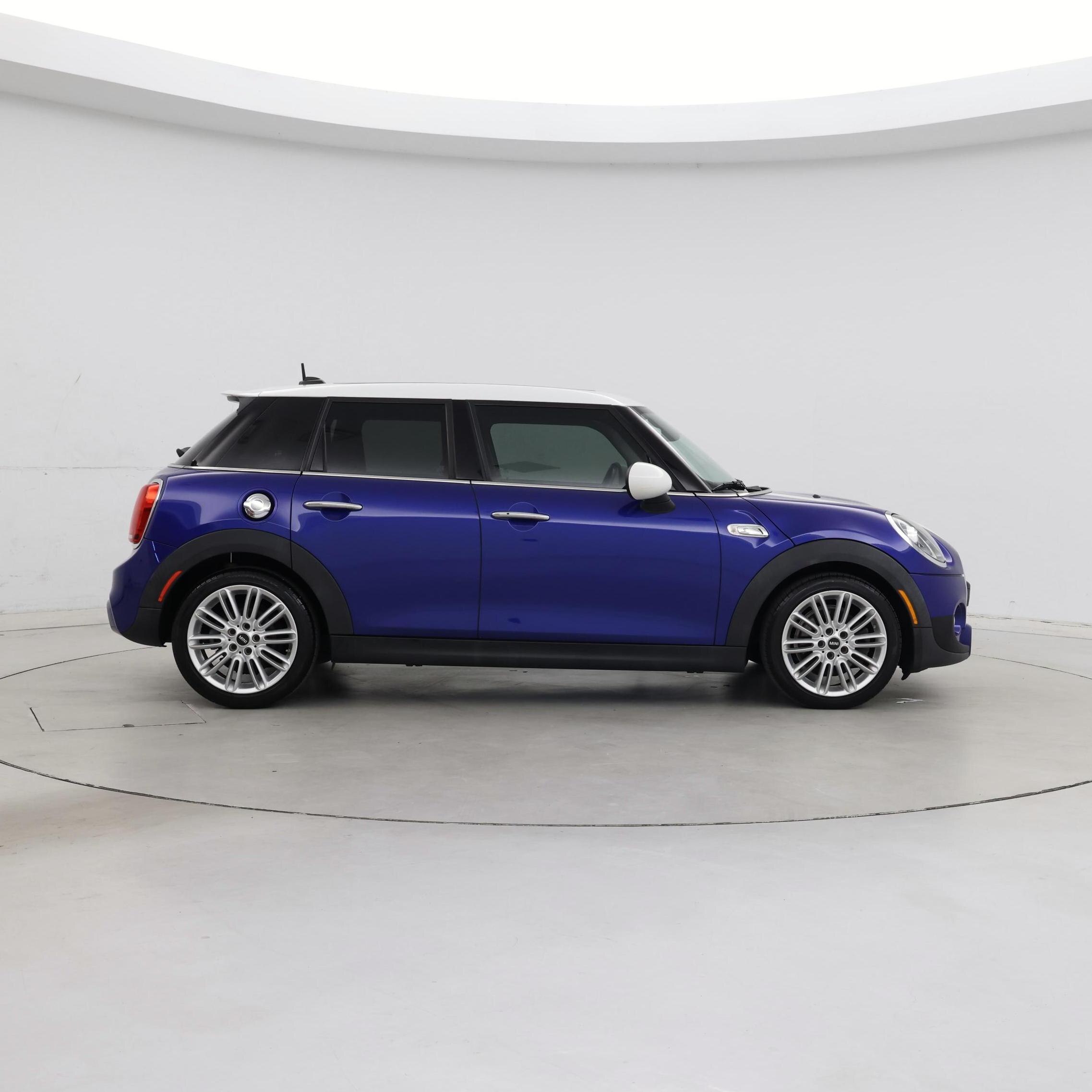 Thumbnail: 2019 MINI Cooper Hardtop - 7