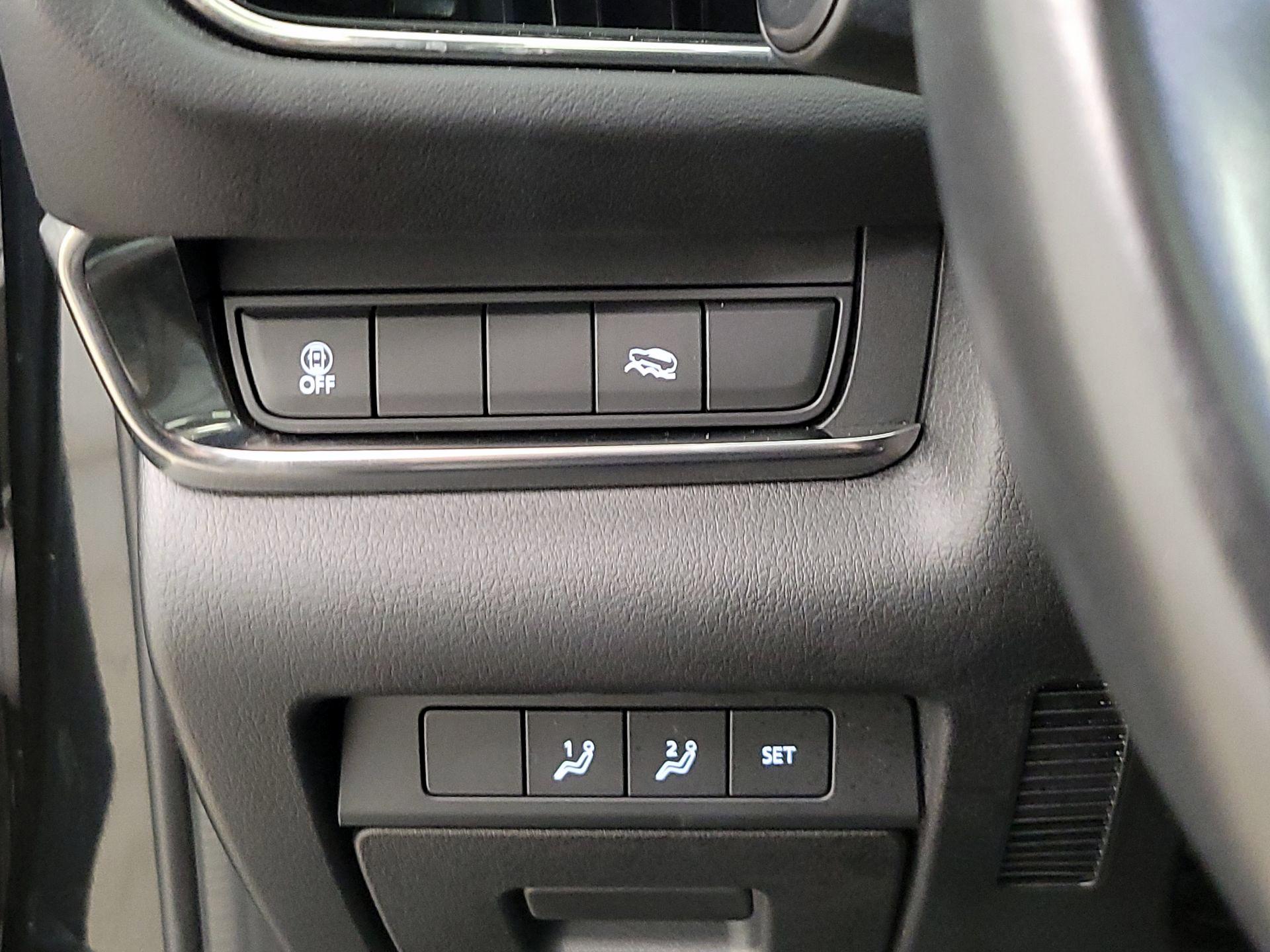 Thumbnail: 2022 Mazda CX-30 - 13