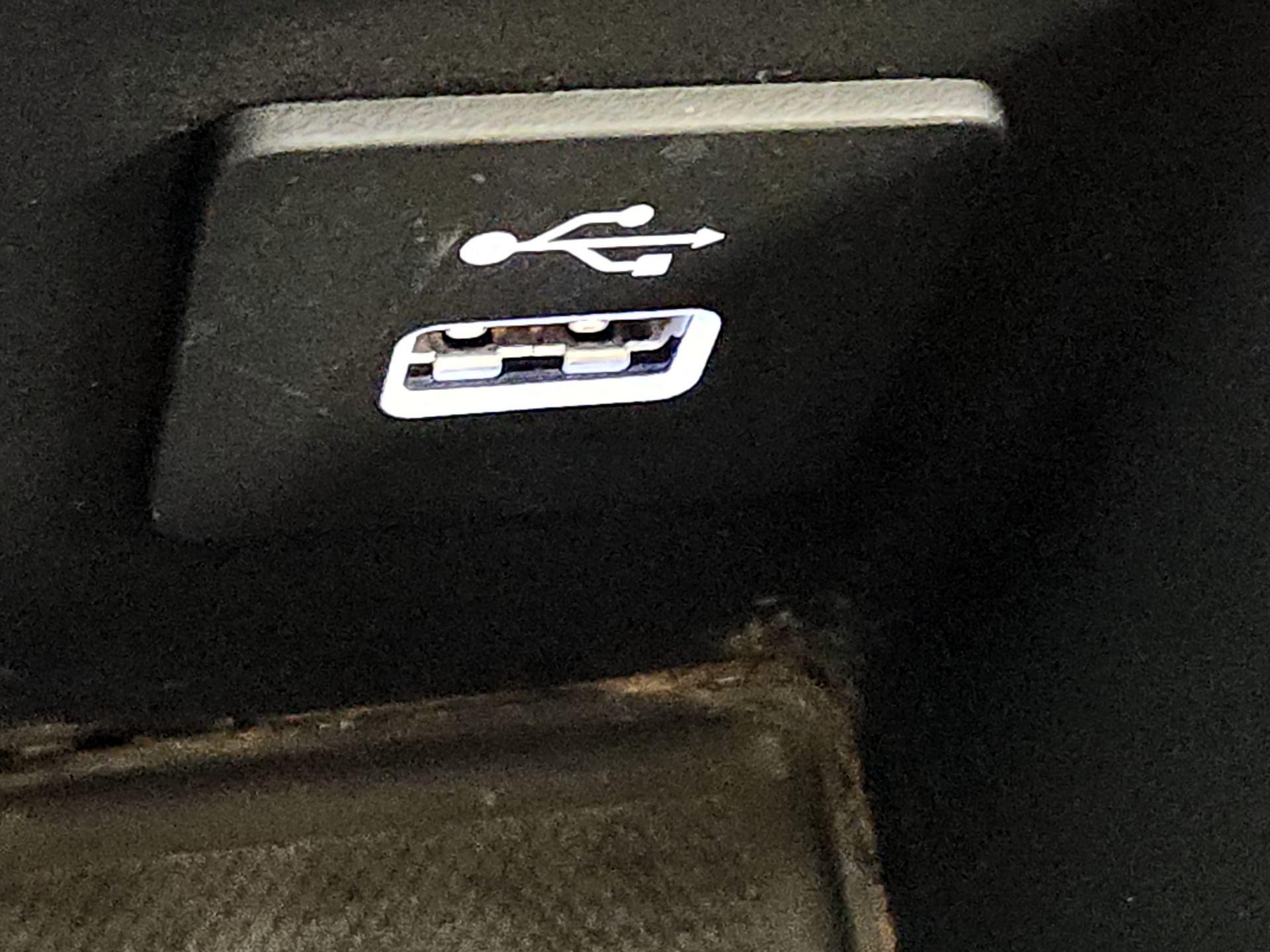 Thumbnail: 2023 Acura RDX - 18