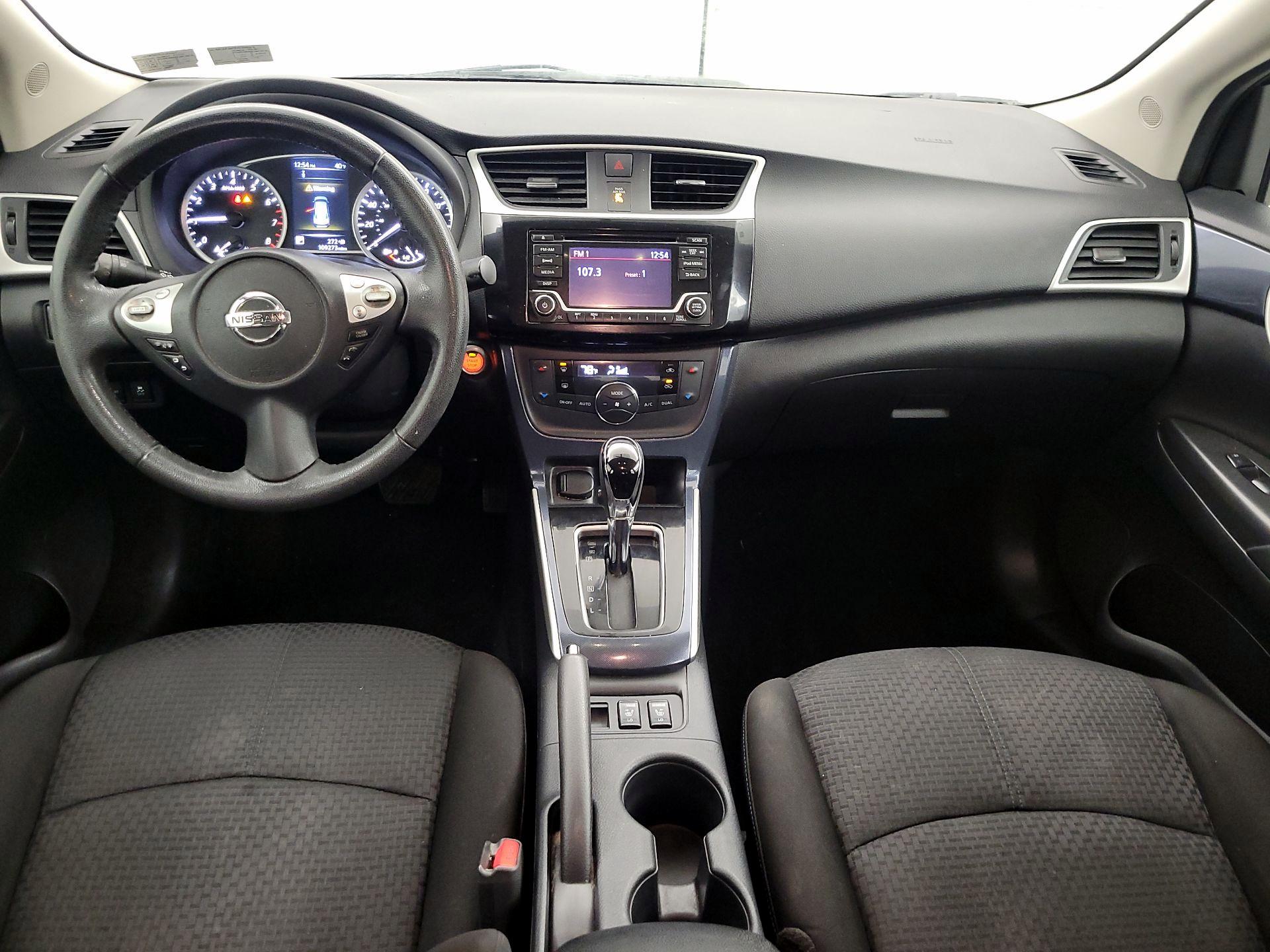 Thumbnail: 2018 Nissan Sentra - 9