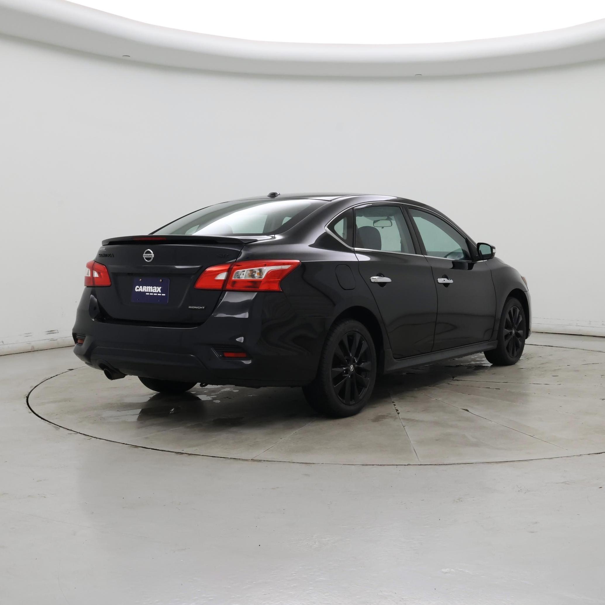 Thumbnail: 2018 Nissan Sentra - 8