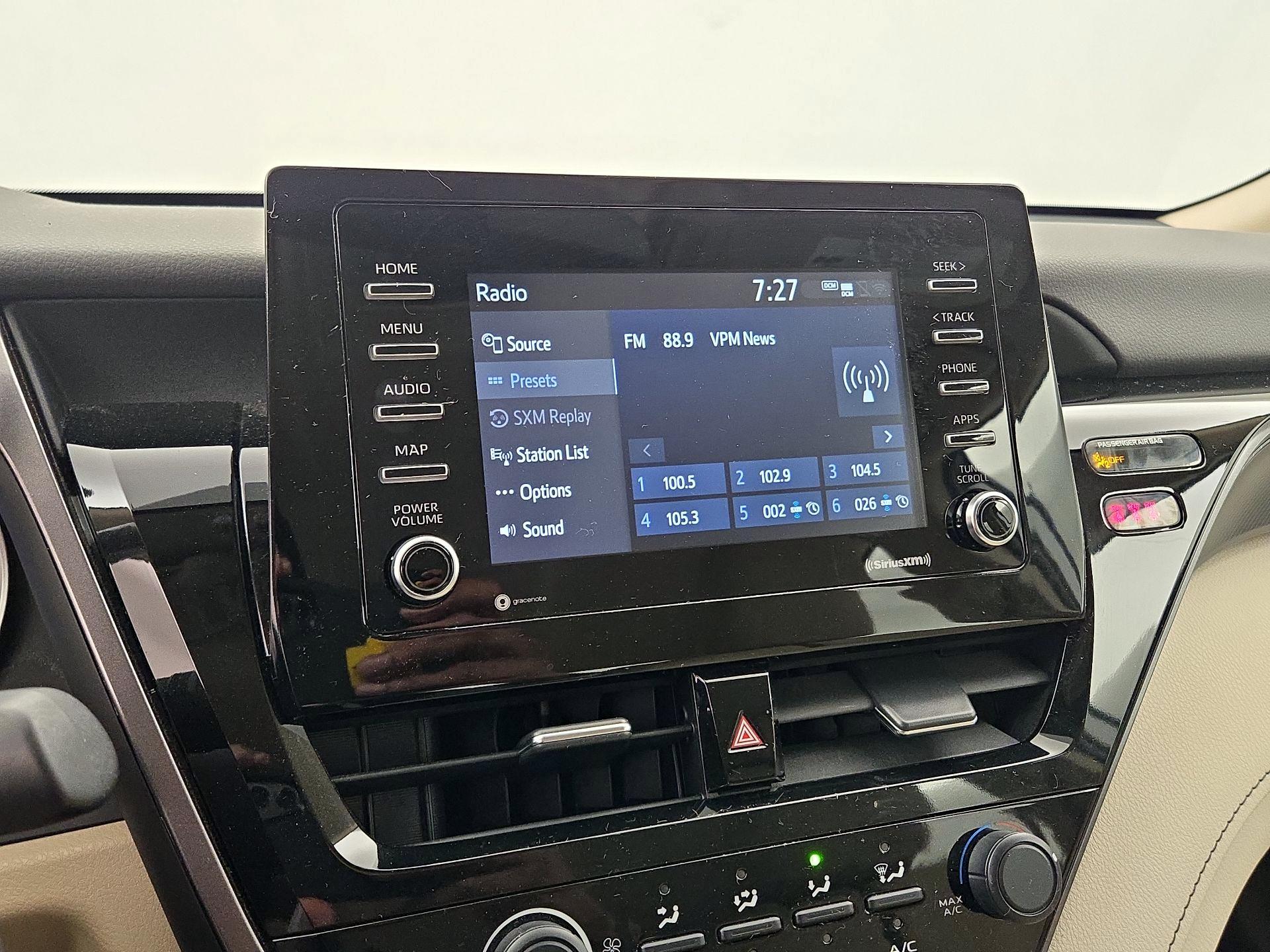 Thumbnail: 2021 Toyota Camry - 15