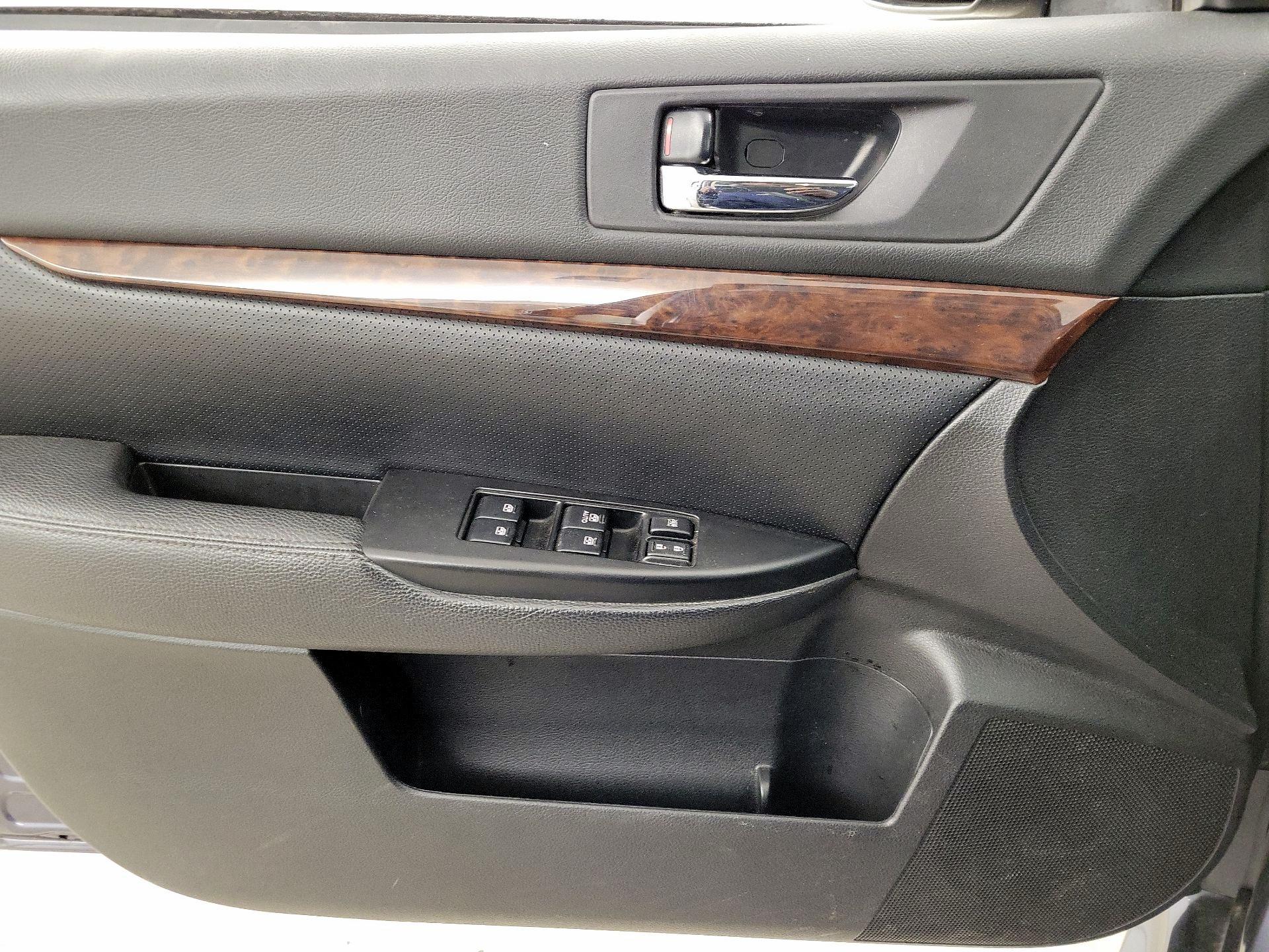 Thumbnail: 2014 Subaru Legacy - 12