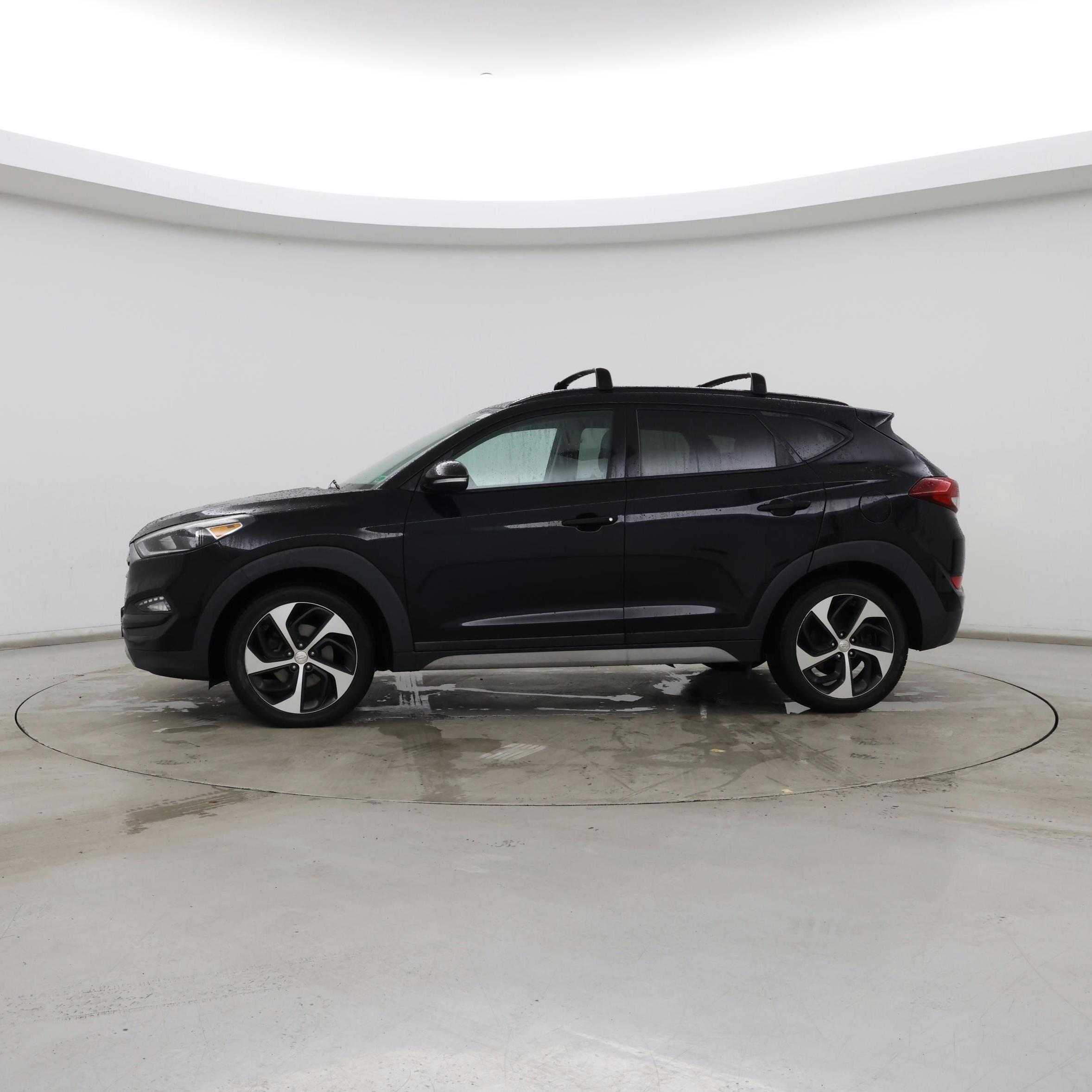 Thumbnail: 2018 Hyundai Tucson - 3