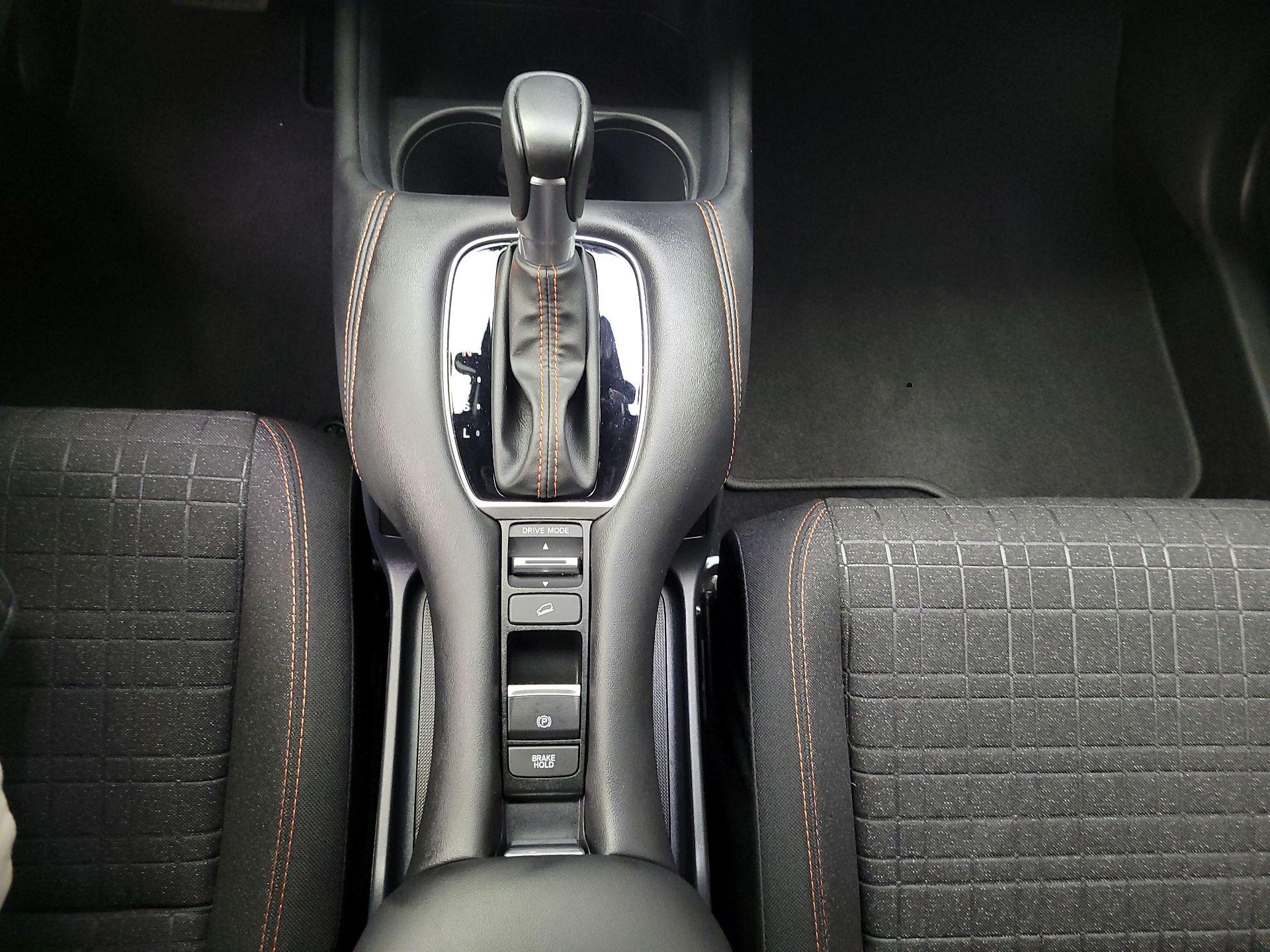 Thumbnail: 2025 Honda HR-V - 17