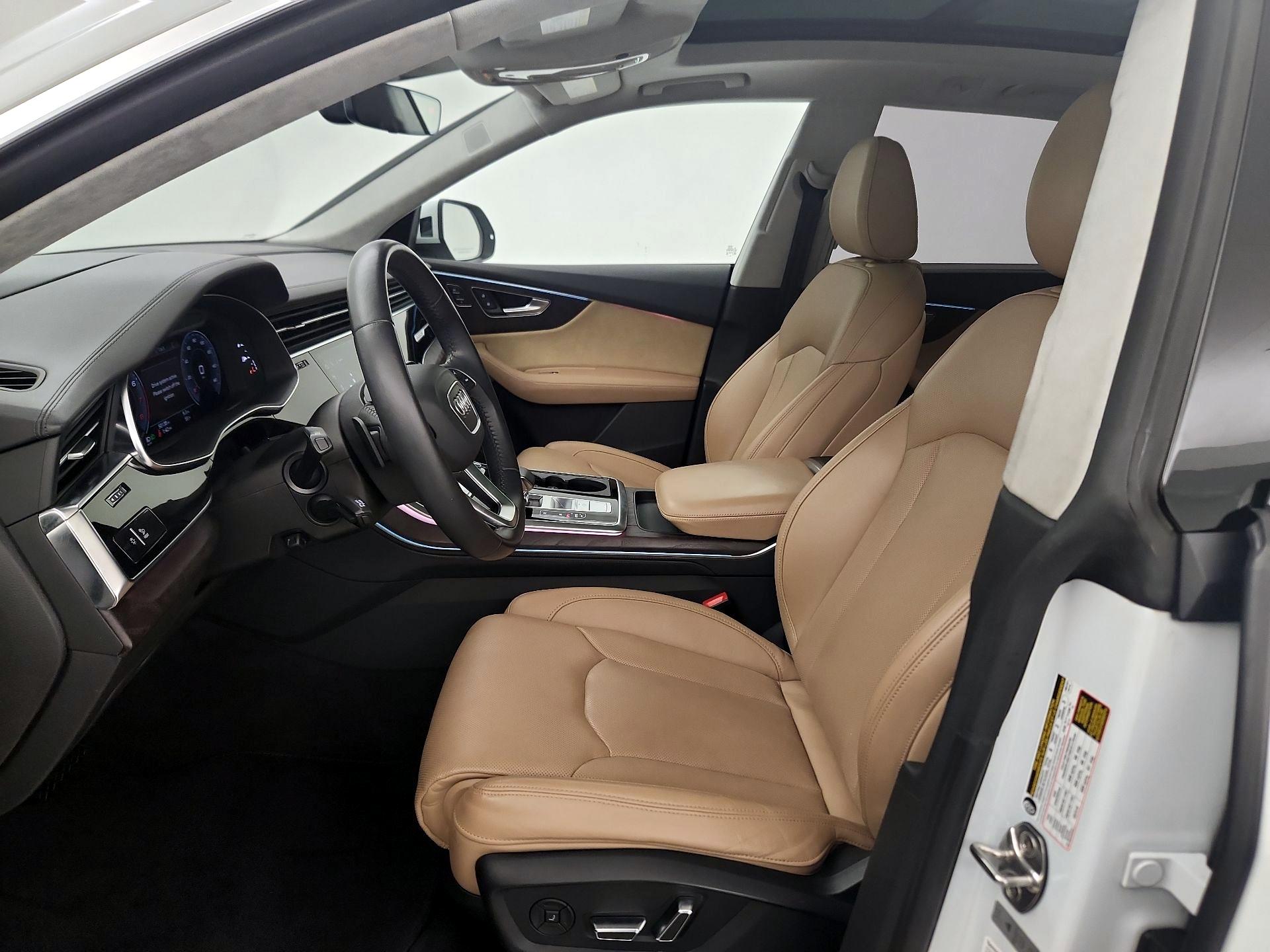 Thumbnail: 2020 Audi Q8 - 11