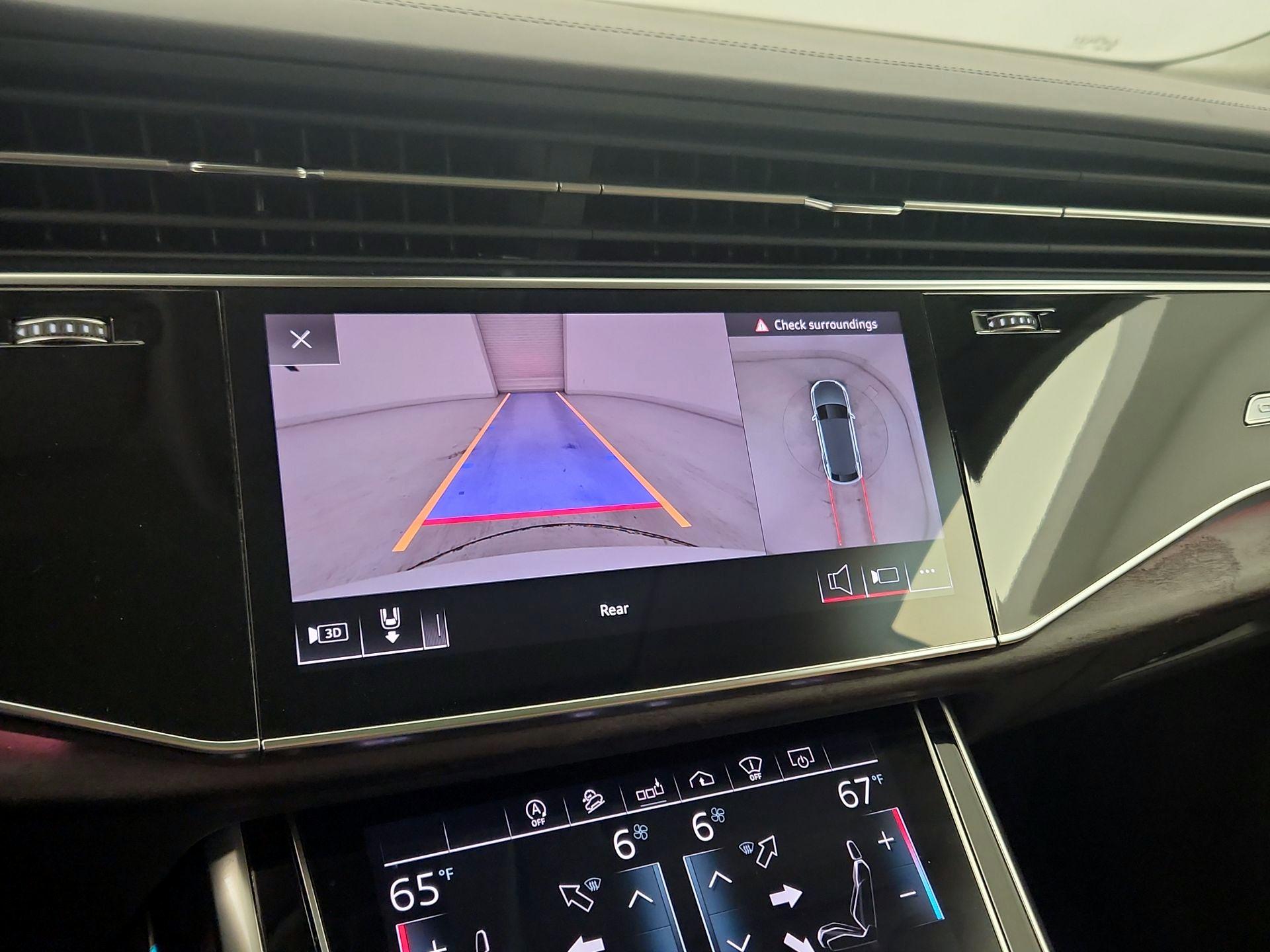 Thumbnail: 2020 Audi Q8 - 15