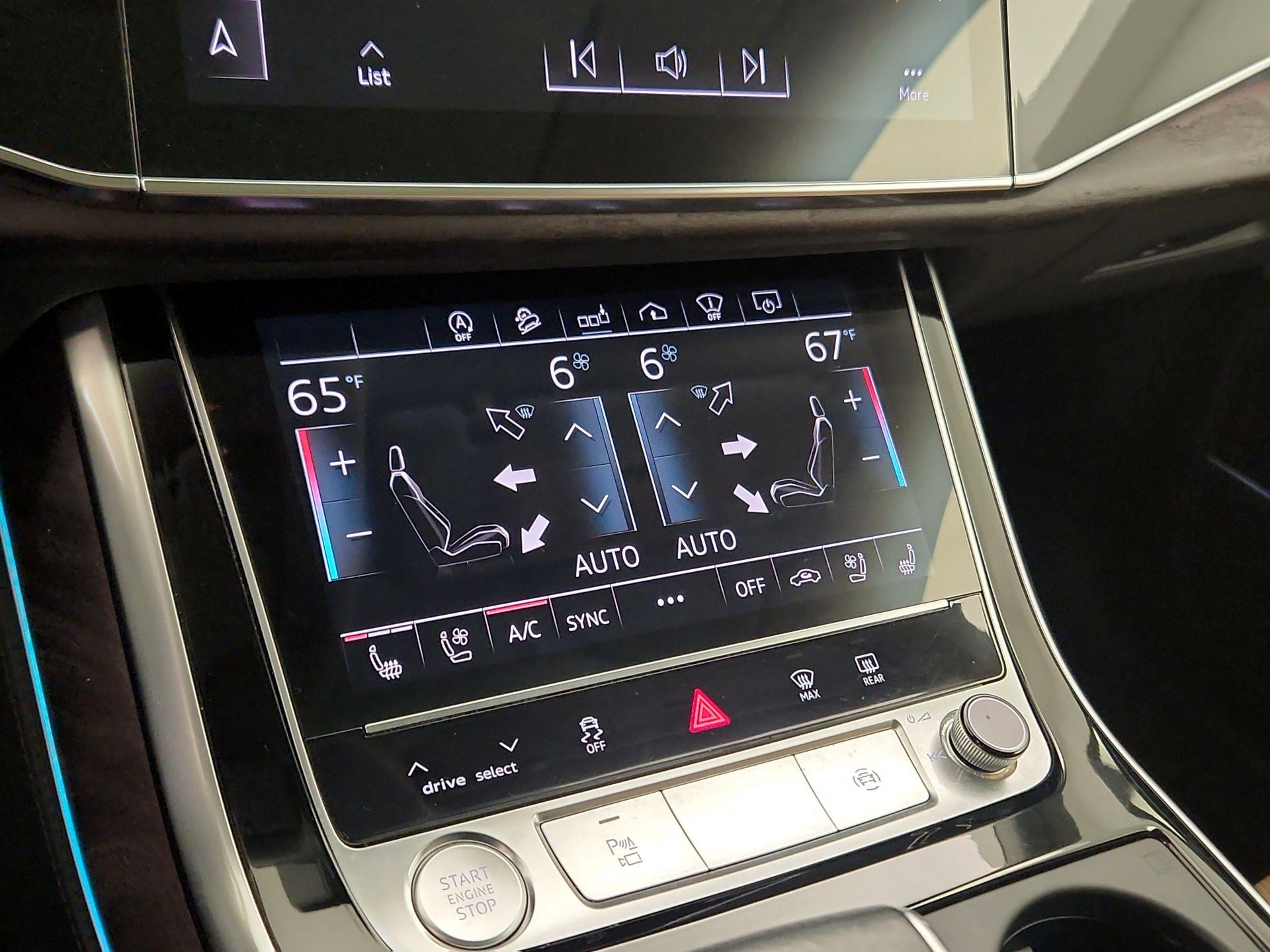 Thumbnail: 2020 Audi Q8 - 17