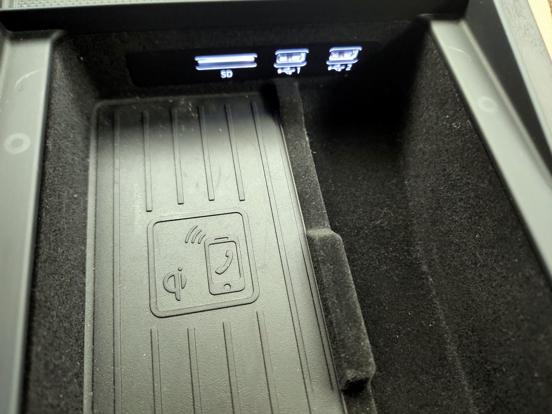 Thumbnail: 2020 Audi Q8 - 19