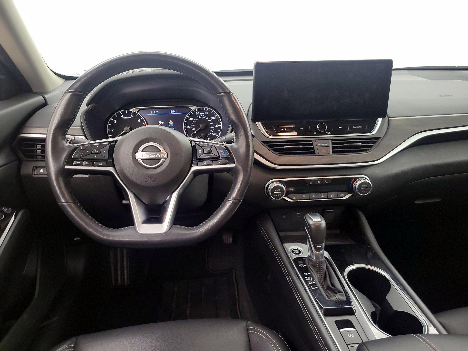 Thumbnail: 2023 Nissan Altima - 10