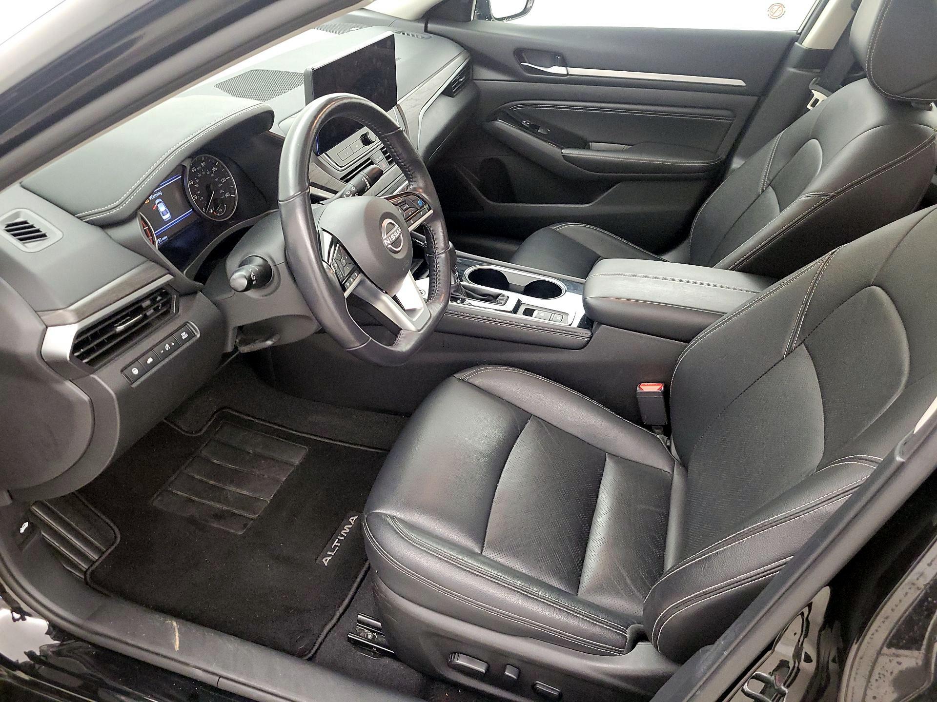 Thumbnail: 2023 Nissan Altima - 11