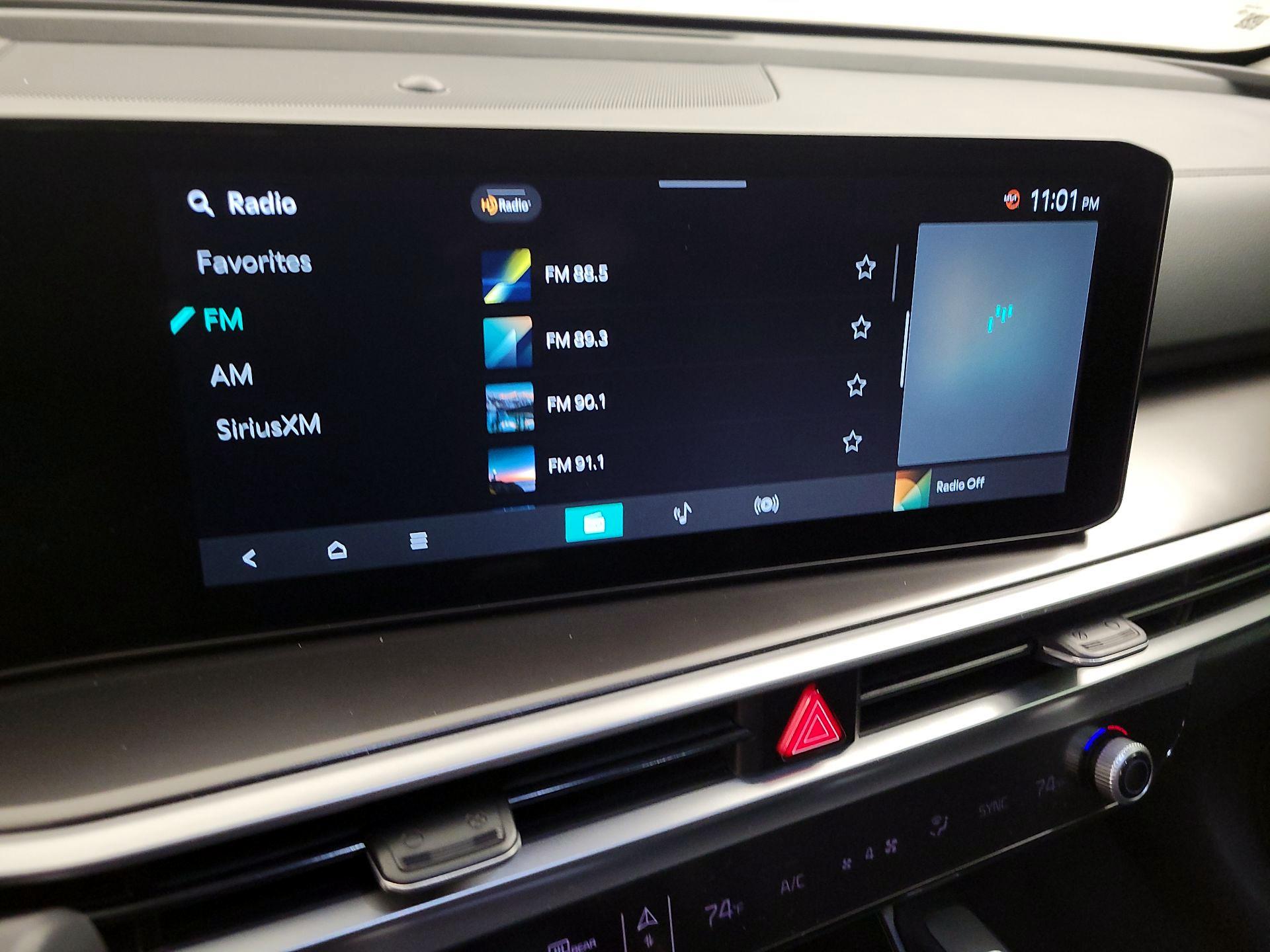 Thumbnail: 2024 Kia Sorento - 16