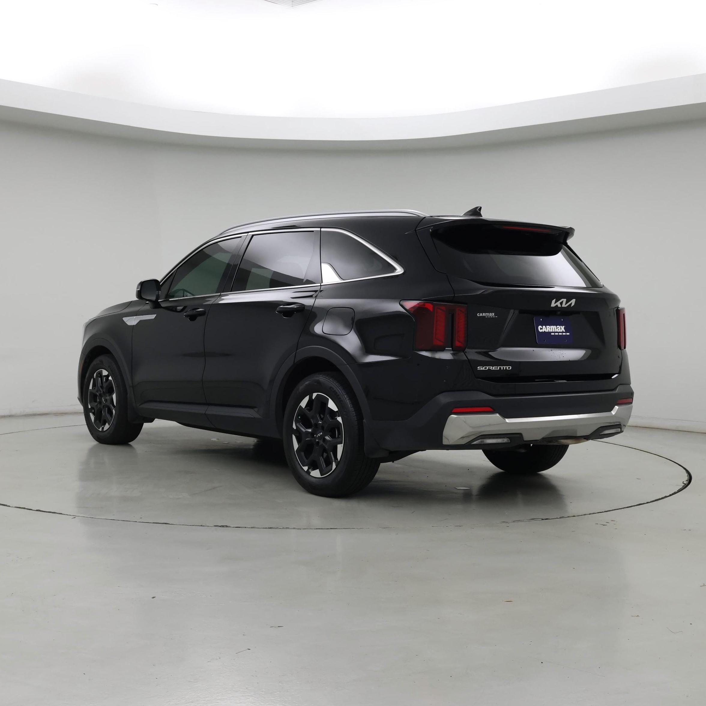 Thumbnail: 2024 Kia Sorento - 2