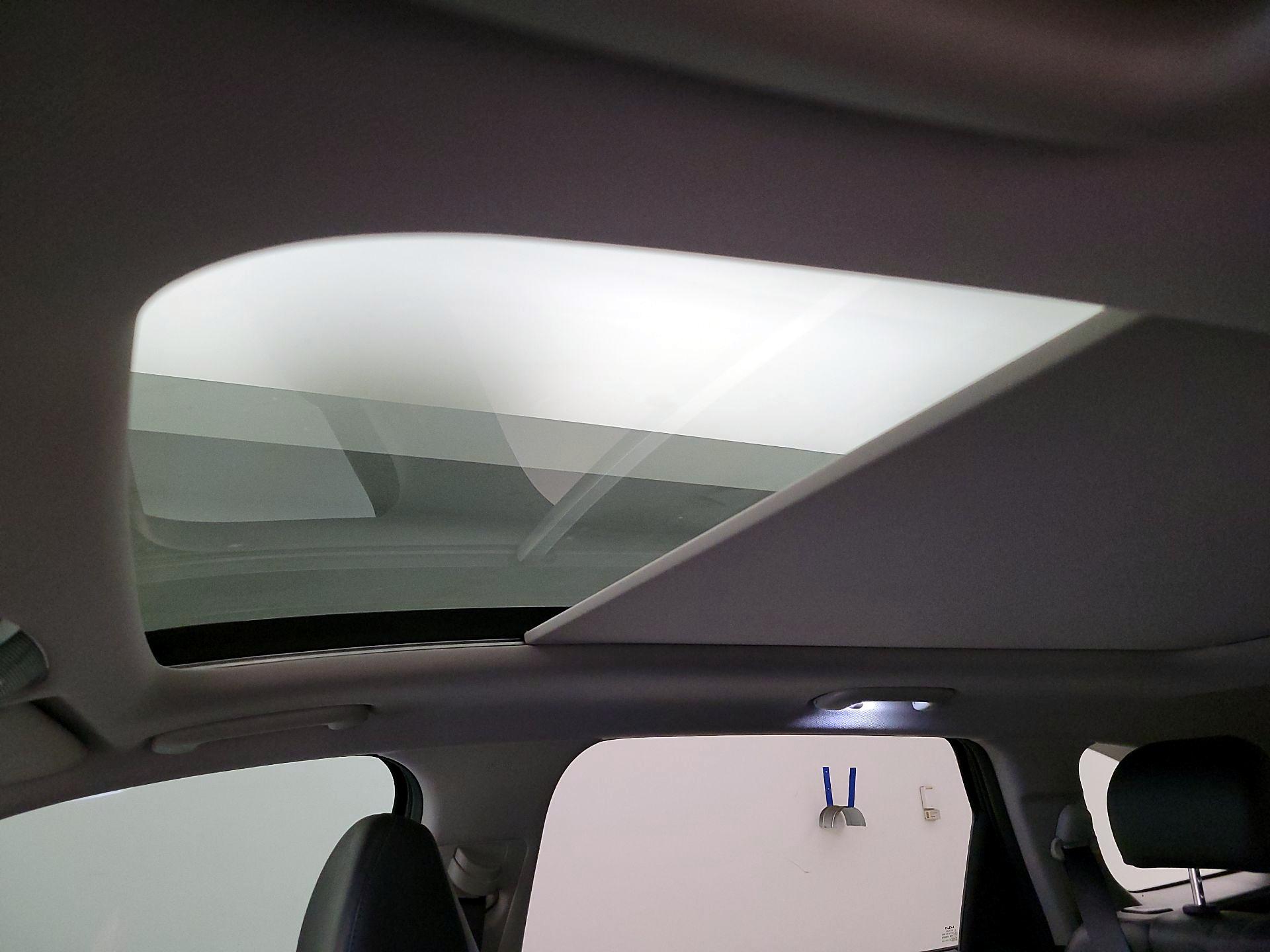 Thumbnail: 2024 Kia Sorento - 20