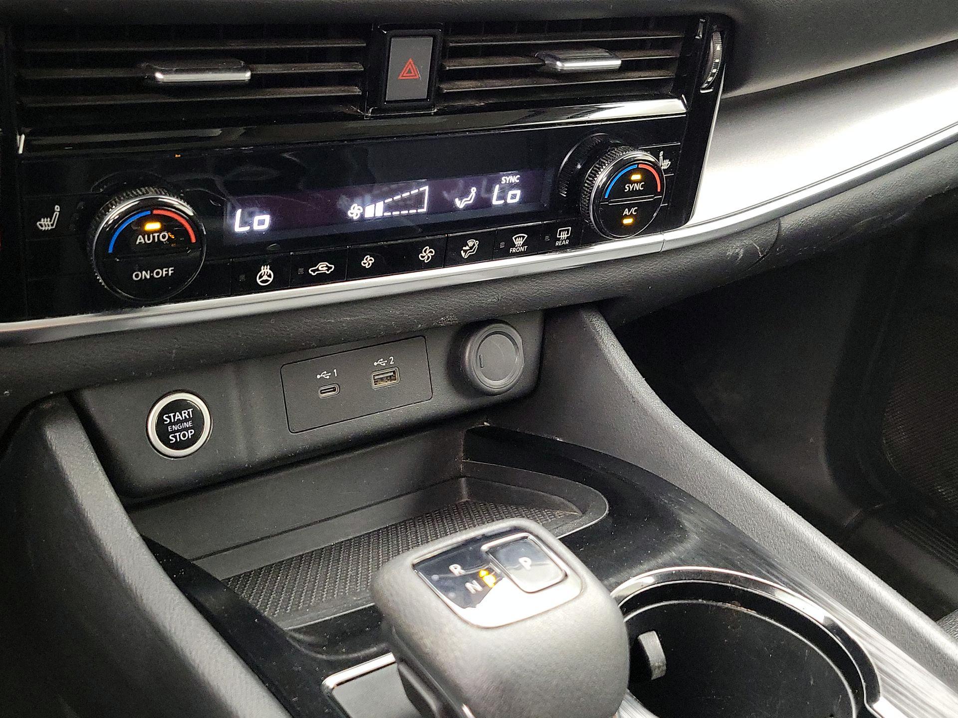 Thumbnail: 2022 Nissan Rogue - 16