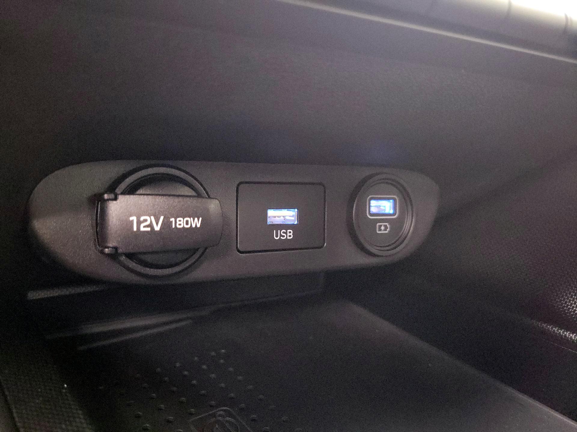 Thumbnail: 2023 Hyundai Elantra - 19