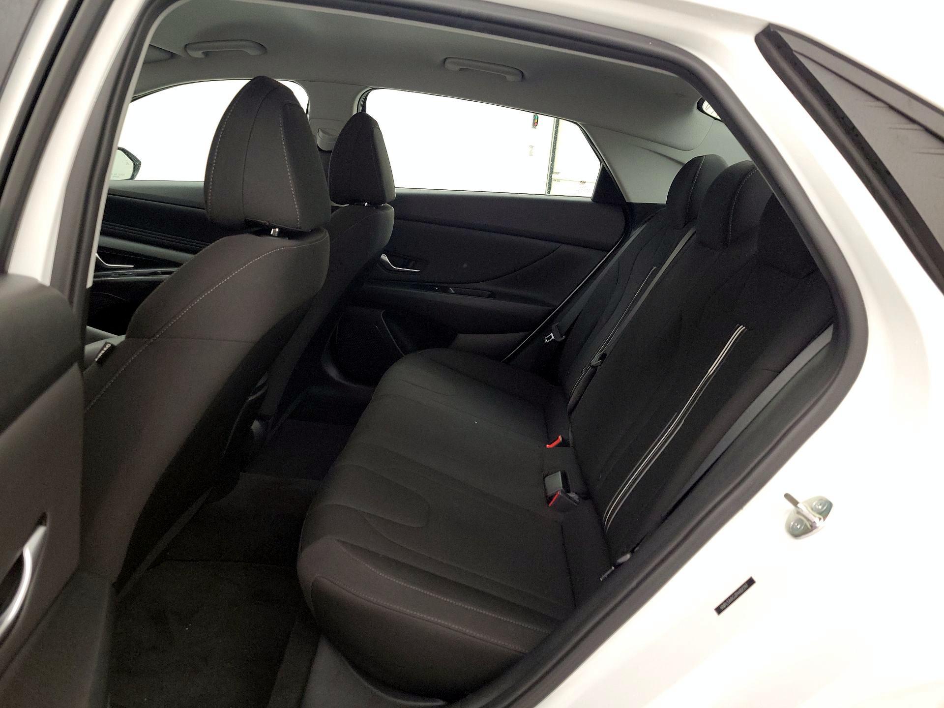 Thumbnail: 2023 Hyundai Elantra - 20