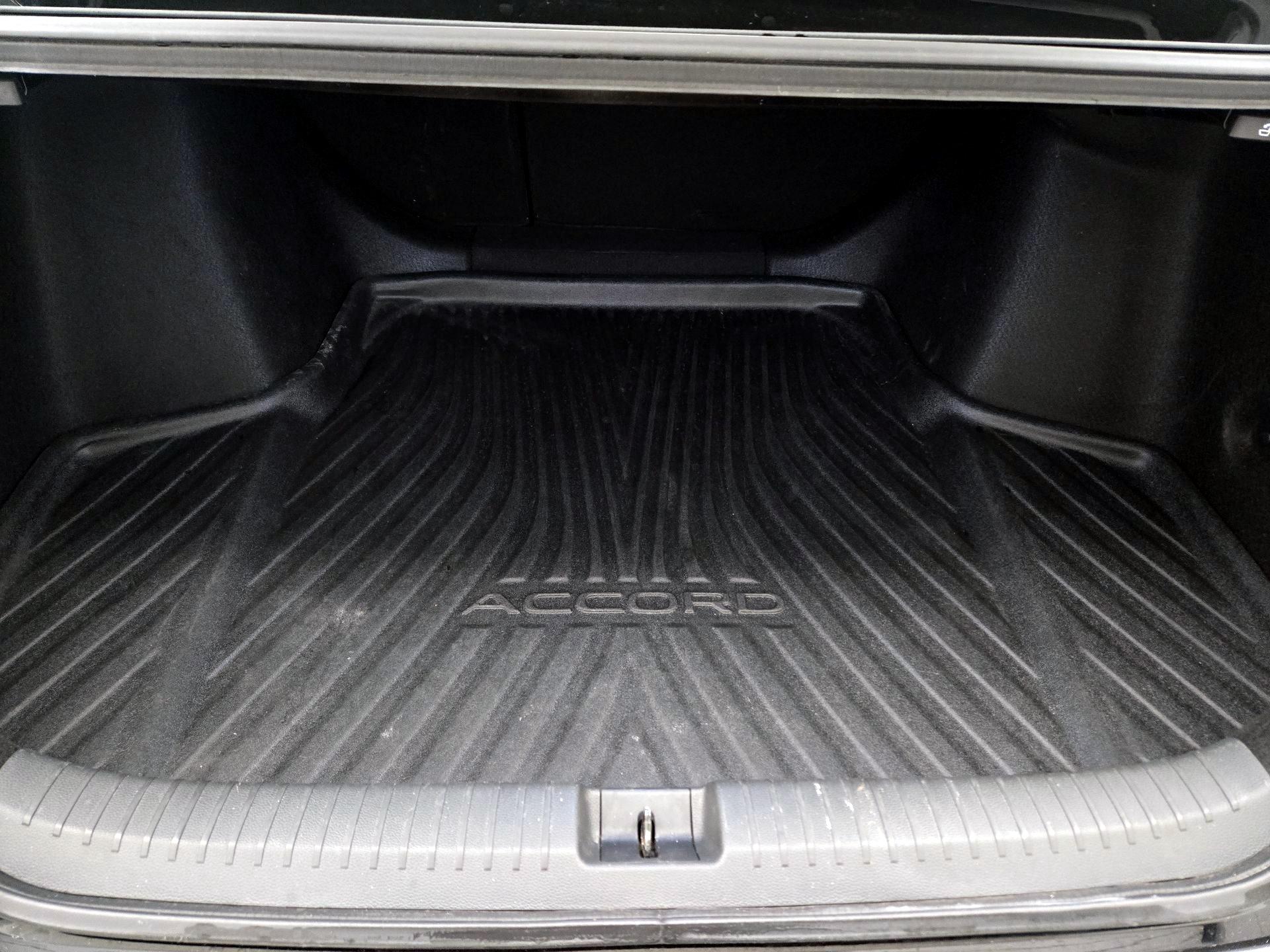 Thumbnail: 2024 Honda Accord - 19