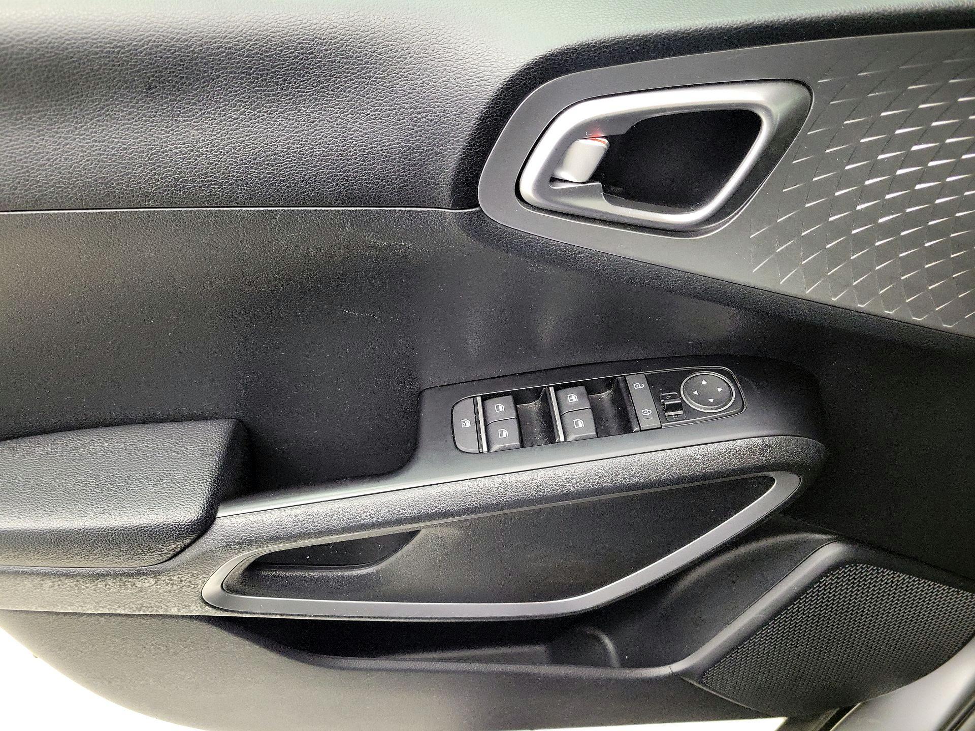 Thumbnail: 2023 Kia Soul - 12