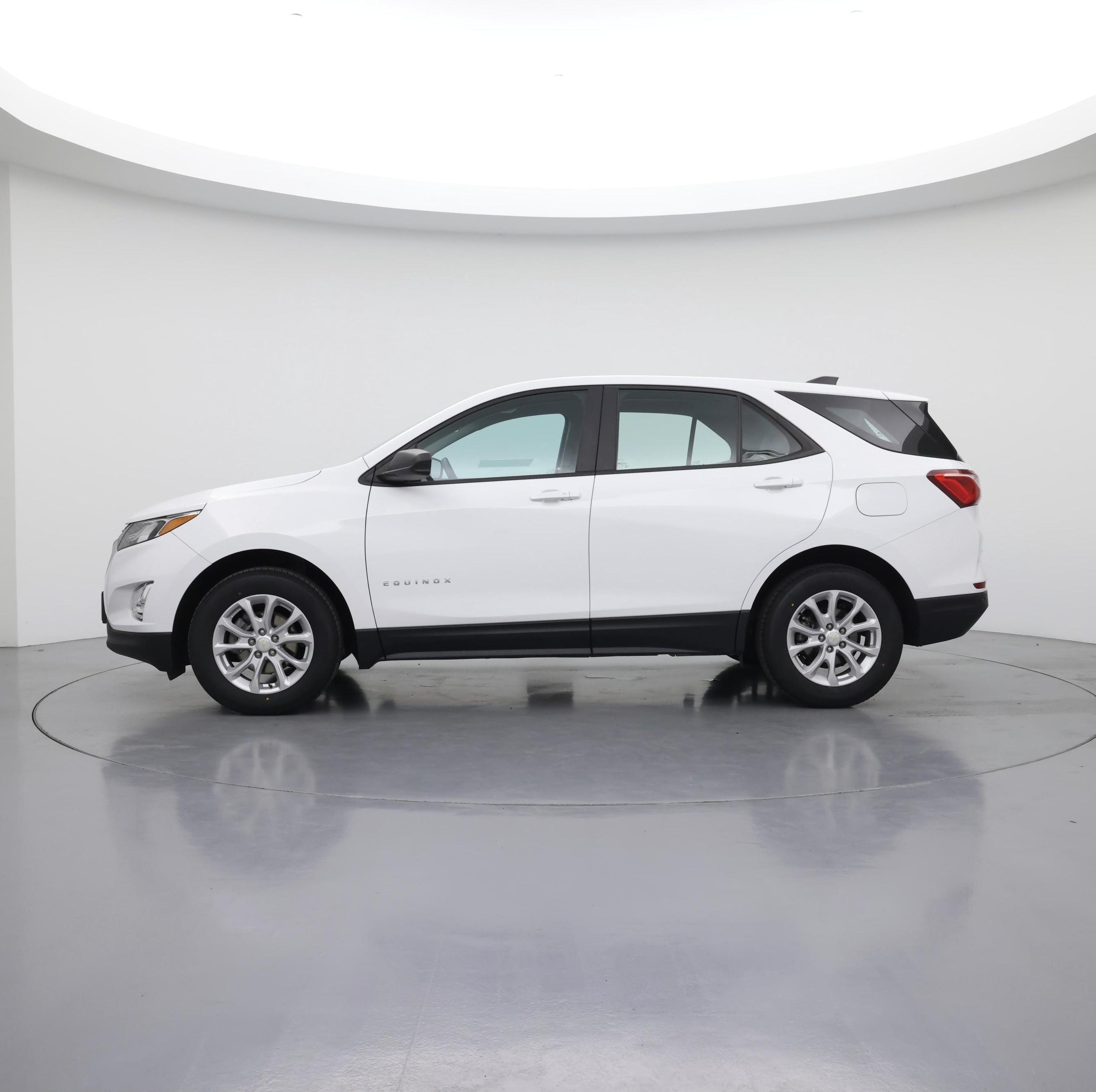 Thumbnail: 2021 Chevrolet Equinox - 3