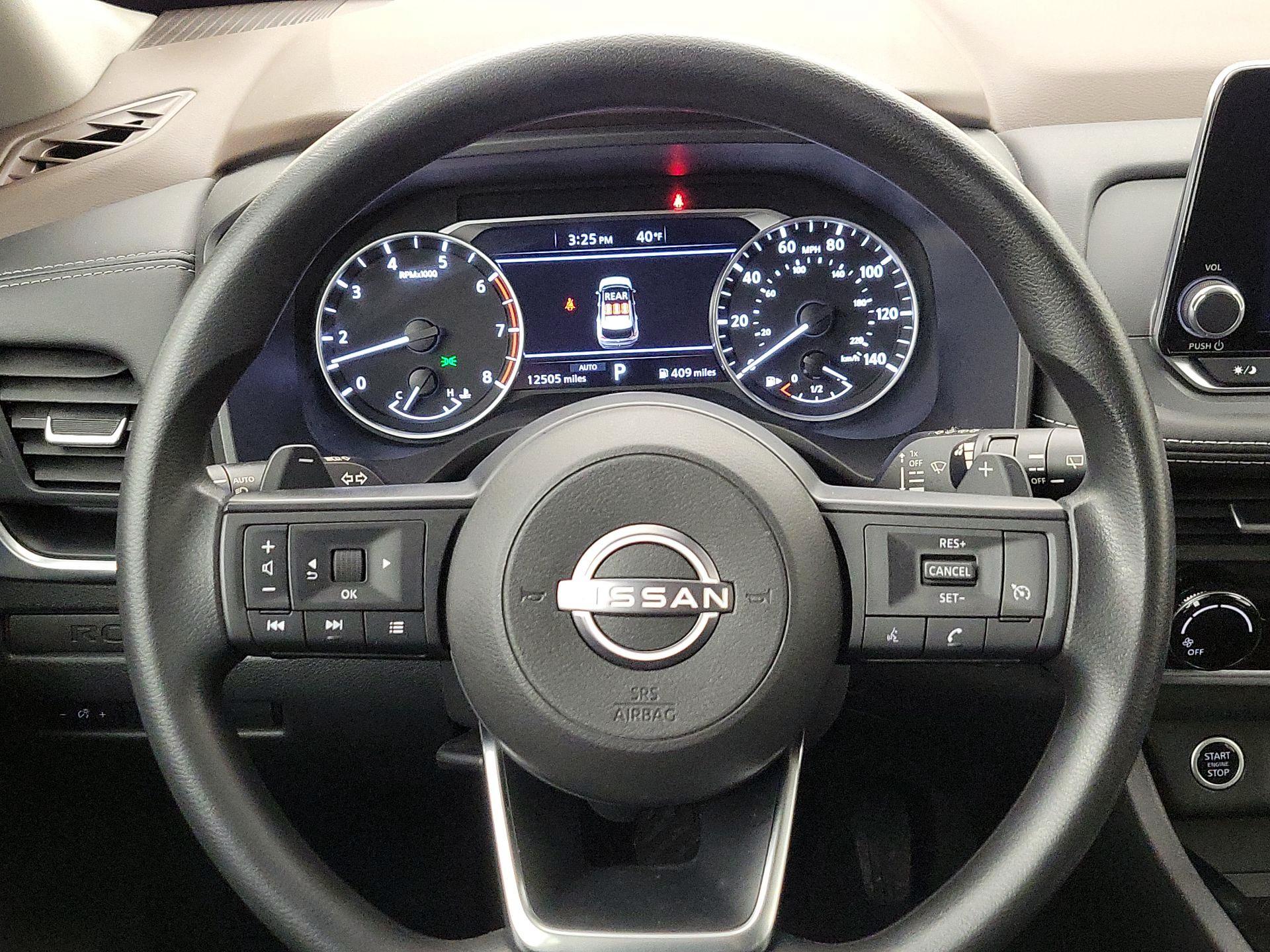 Thumbnail: 2023 Nissan Rogue - 10