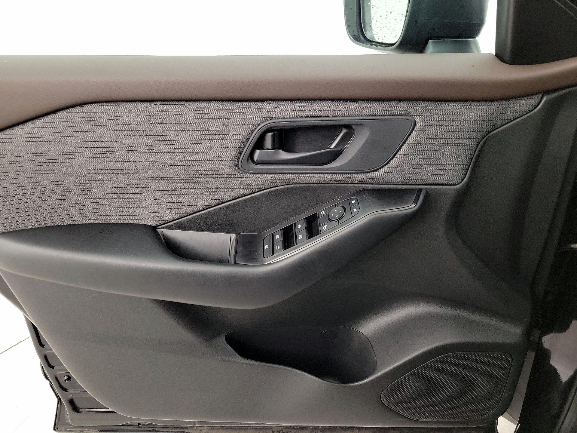 Thumbnail: 2023 Nissan Rogue - 12