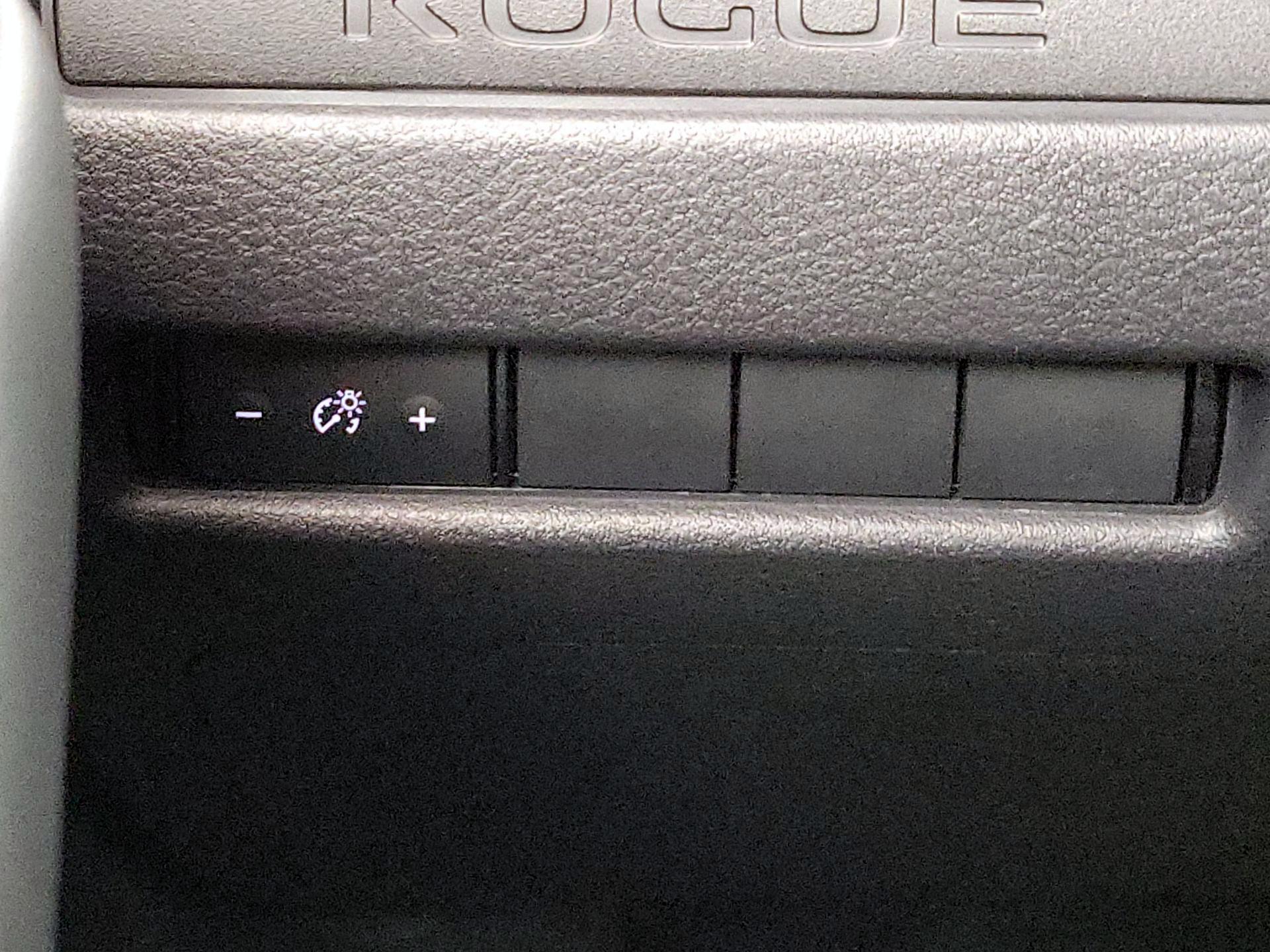 Thumbnail: 2023 Nissan Rogue - 13