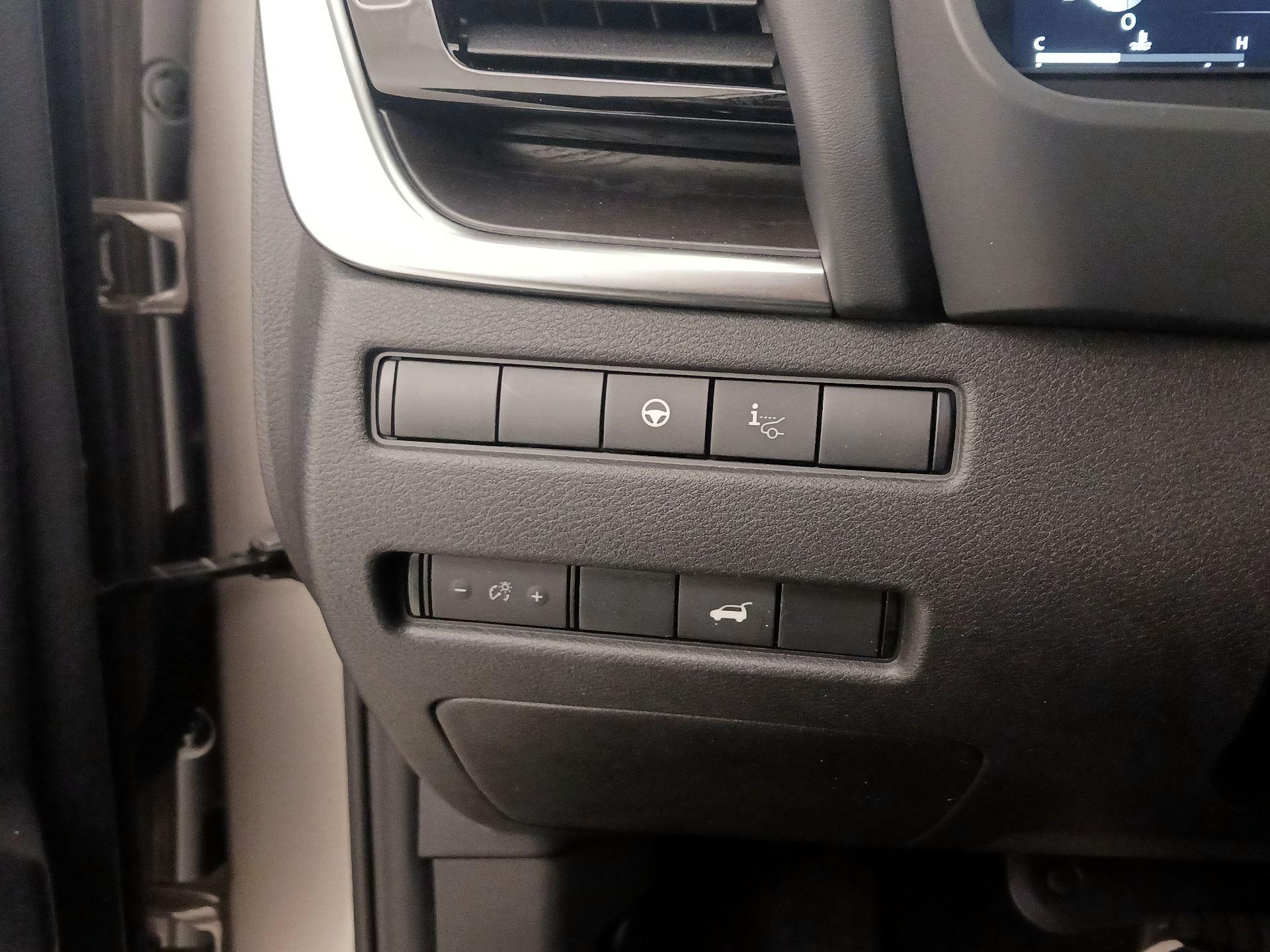 Thumbnail: 2022 Nissan Rogue - 13