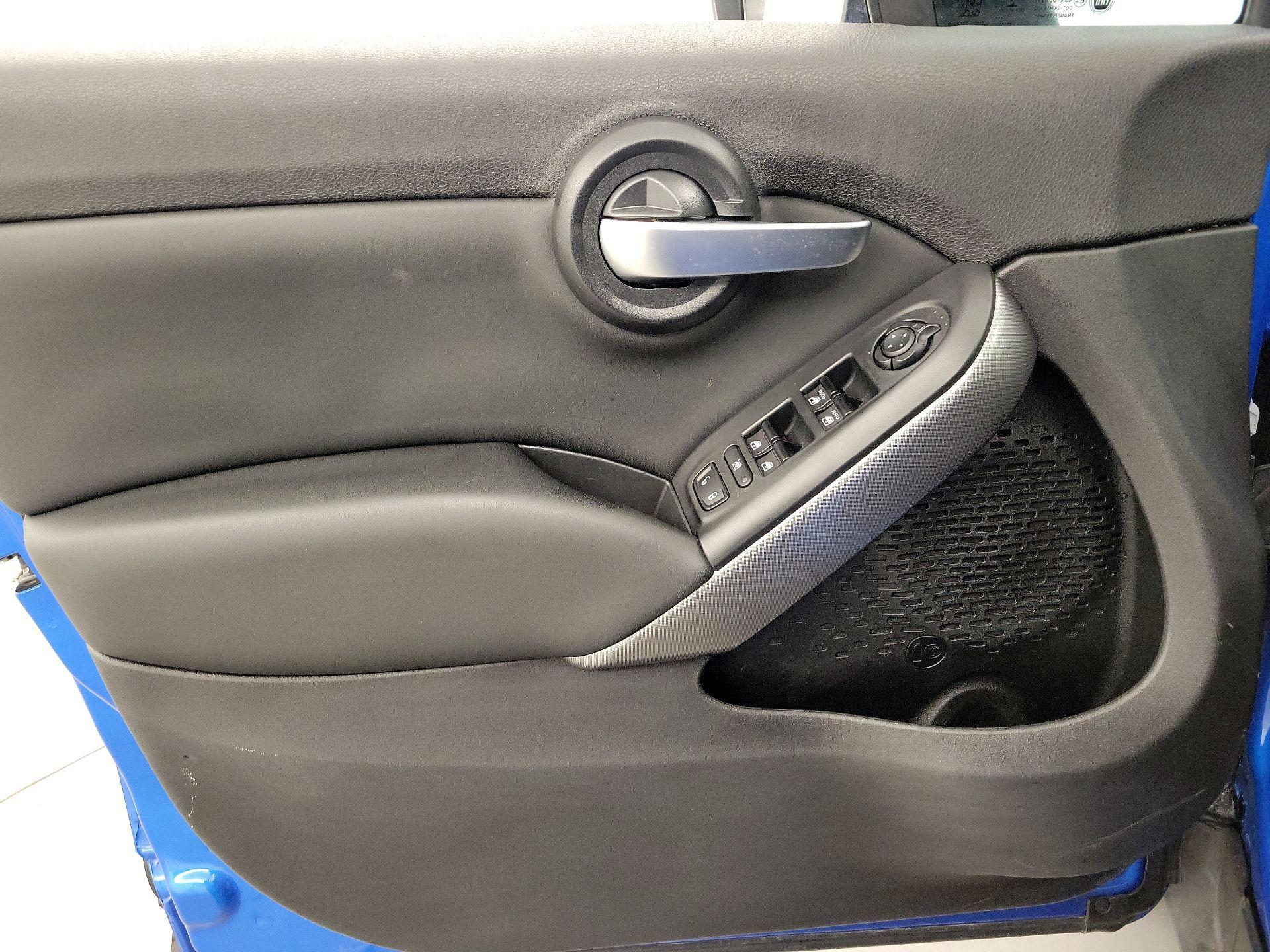 Thumbnail: 2022 Fiat 500X - 12