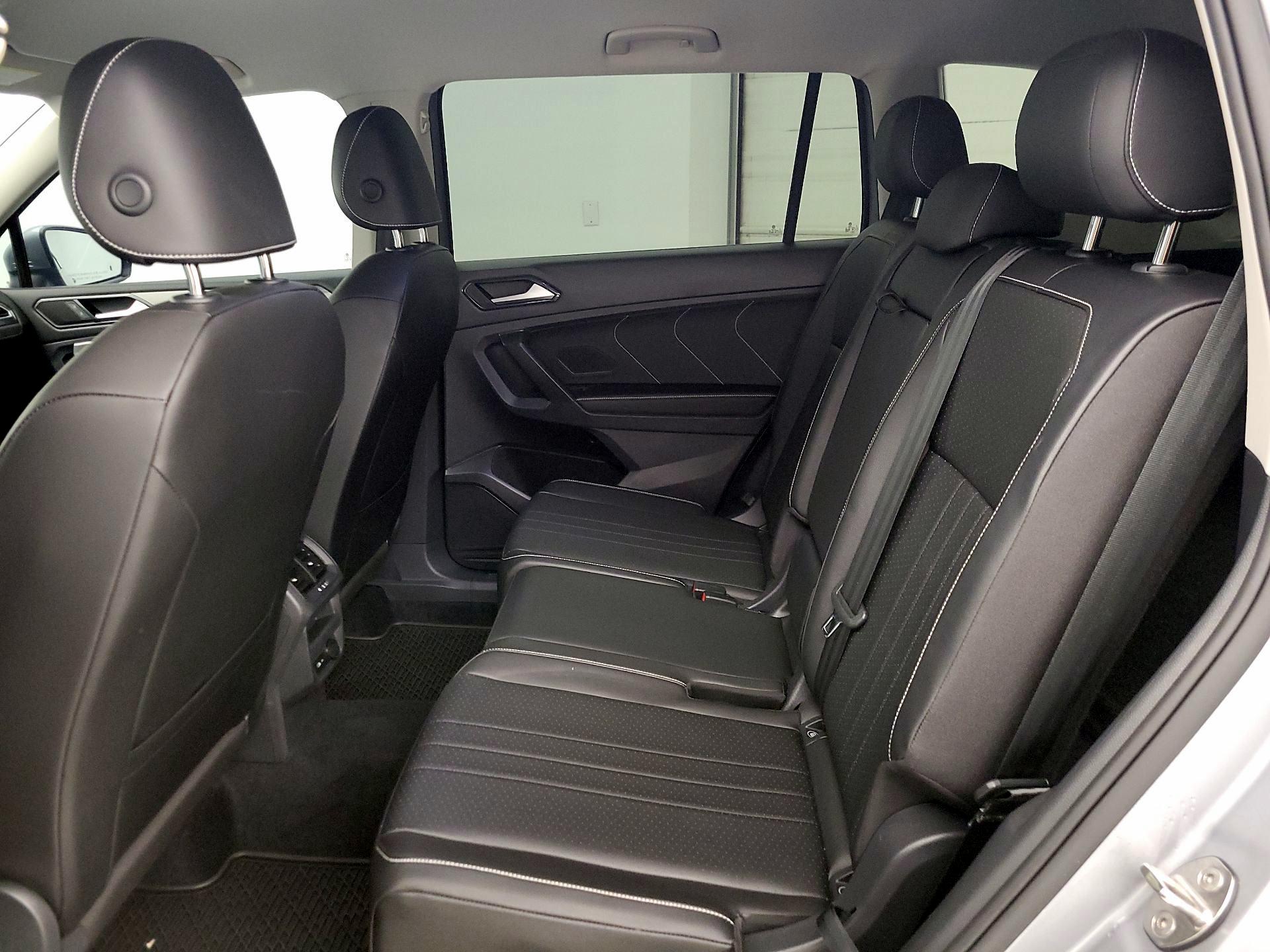 Thumbnail: 2022 Volkswagen Tiguan - 19