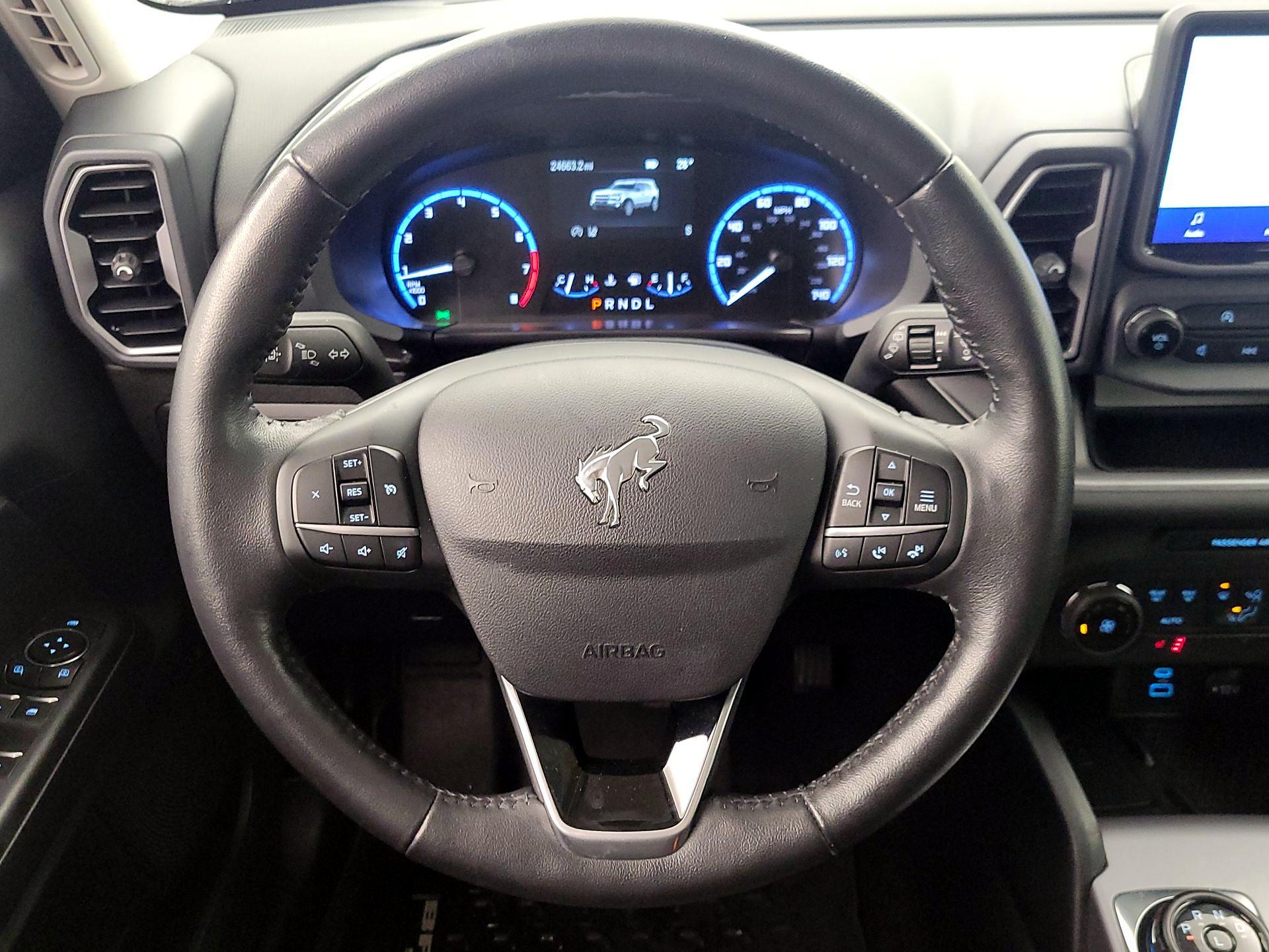 Thumbnail: 2022 Ford Bronco Sport - 10