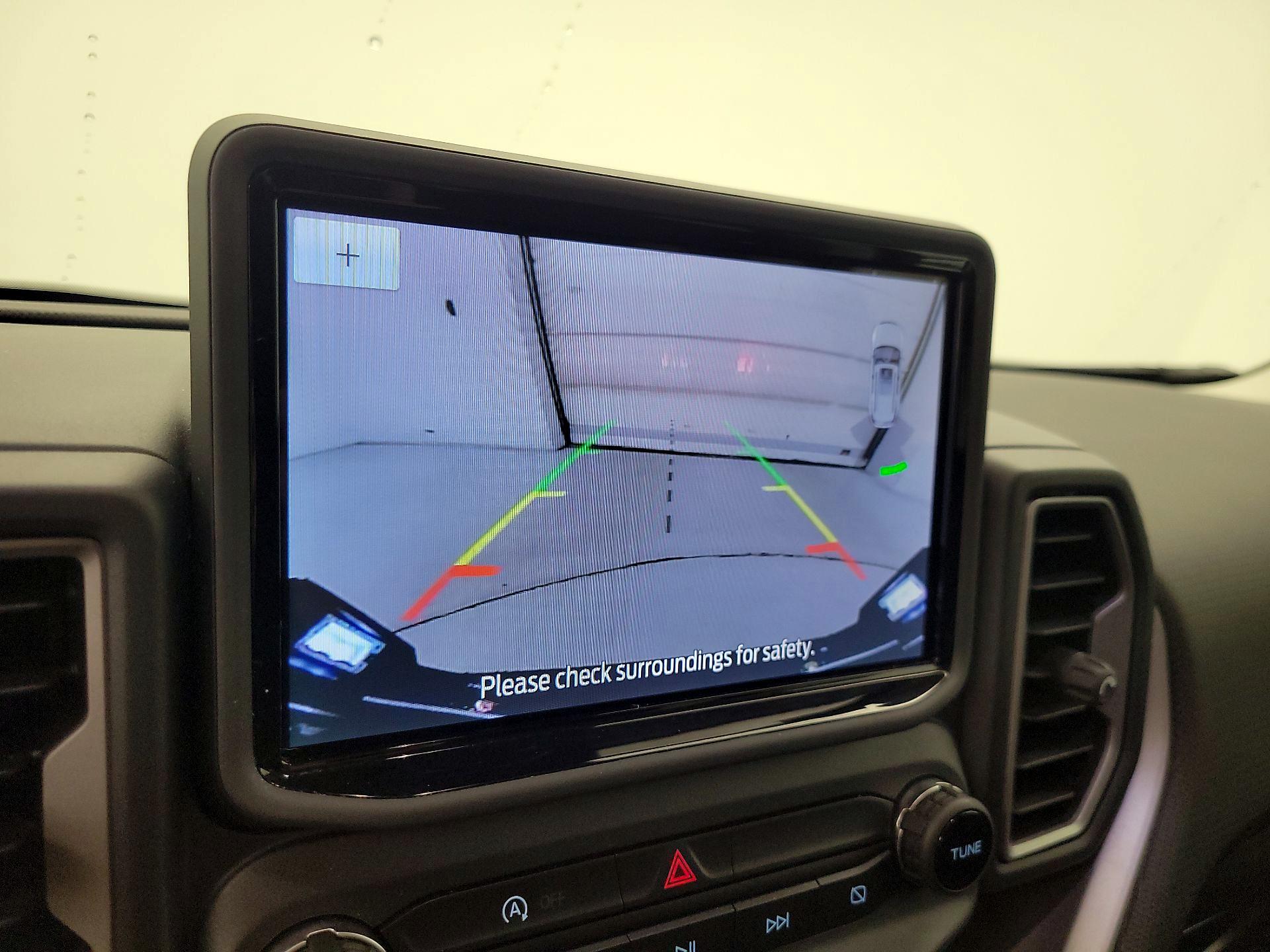 Thumbnail: 2022 Ford Bronco Sport - 14