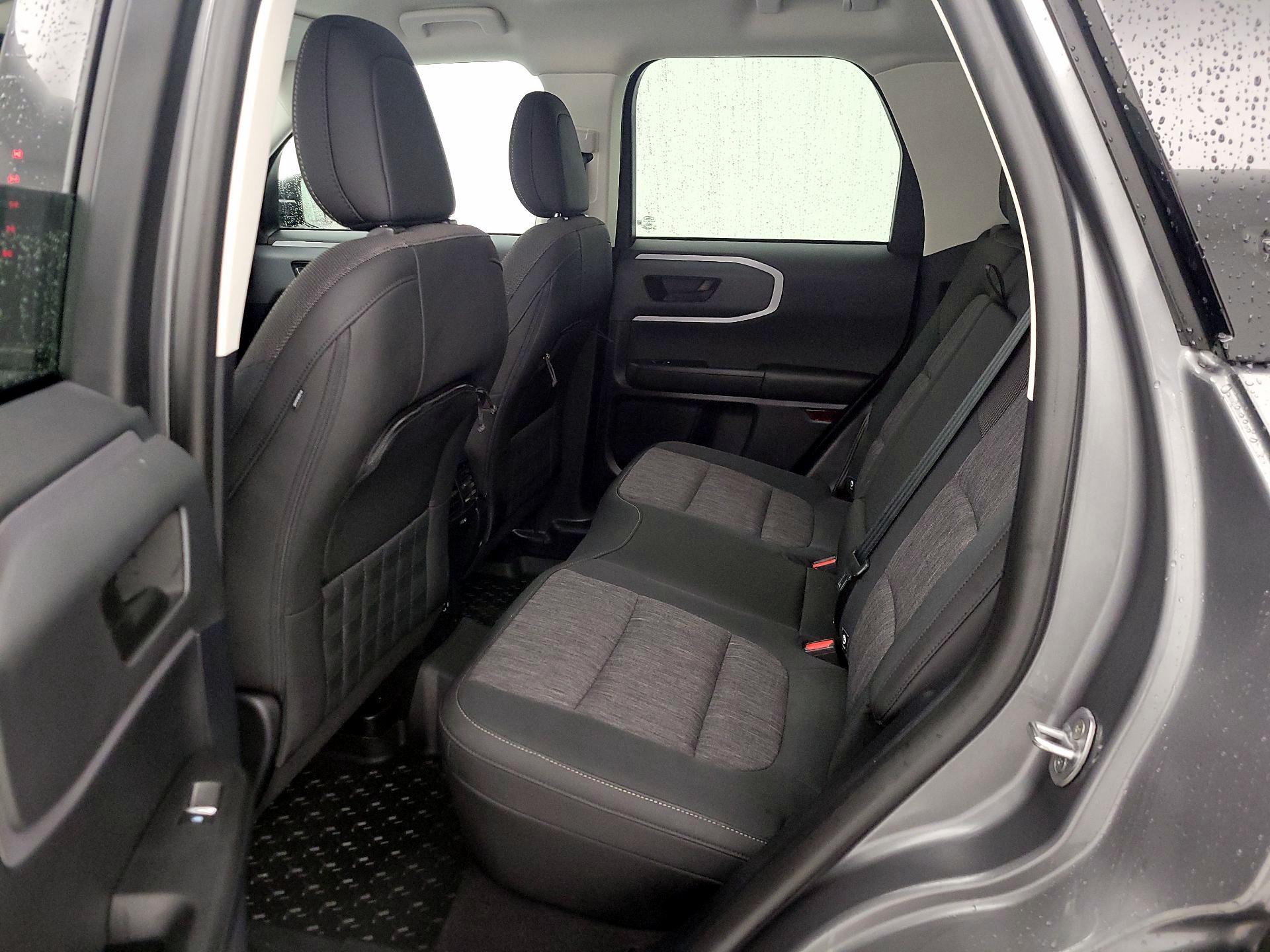 Thumbnail: 2022 Ford Bronco Sport - 19