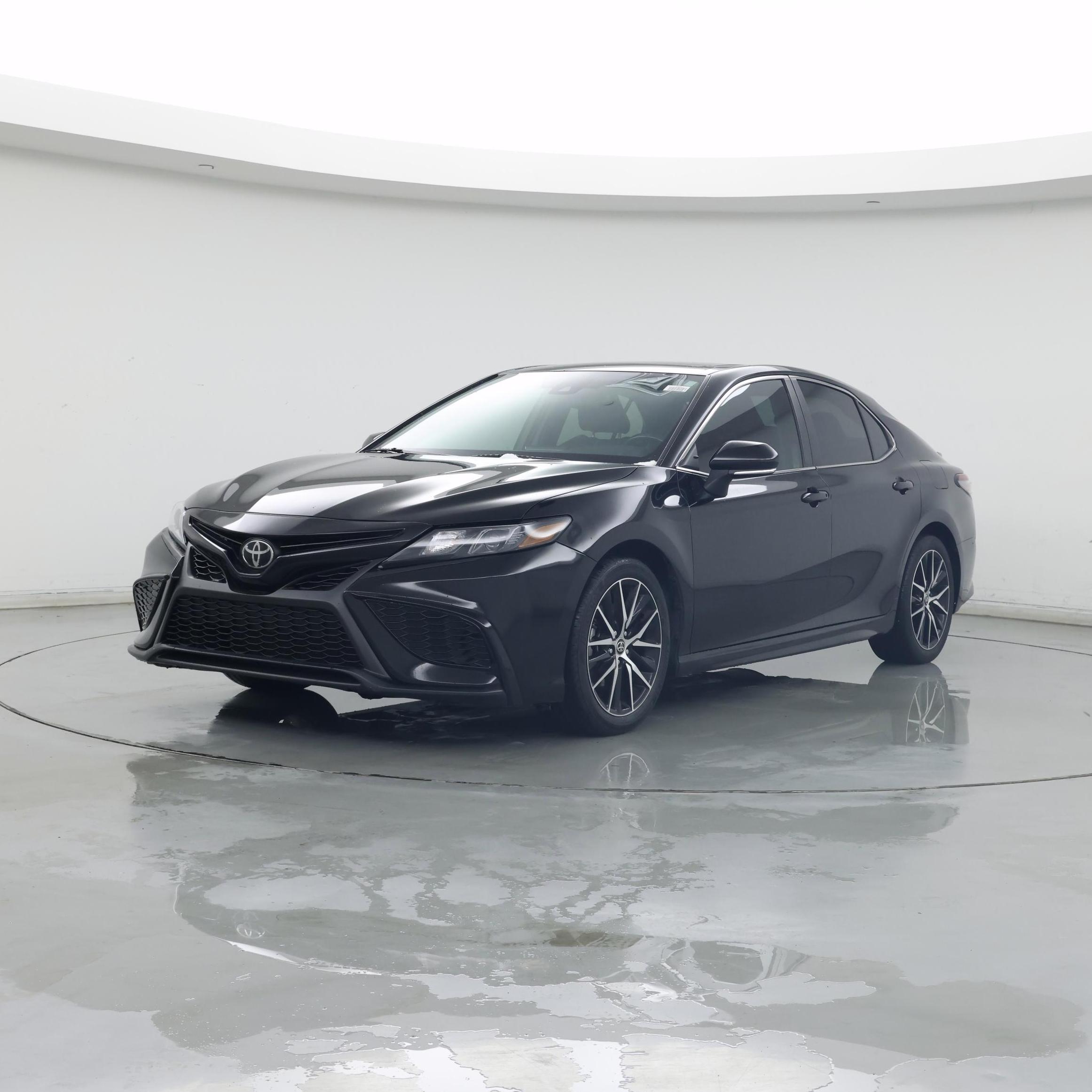 Thumbnail: 2022 Toyota Camry - 4