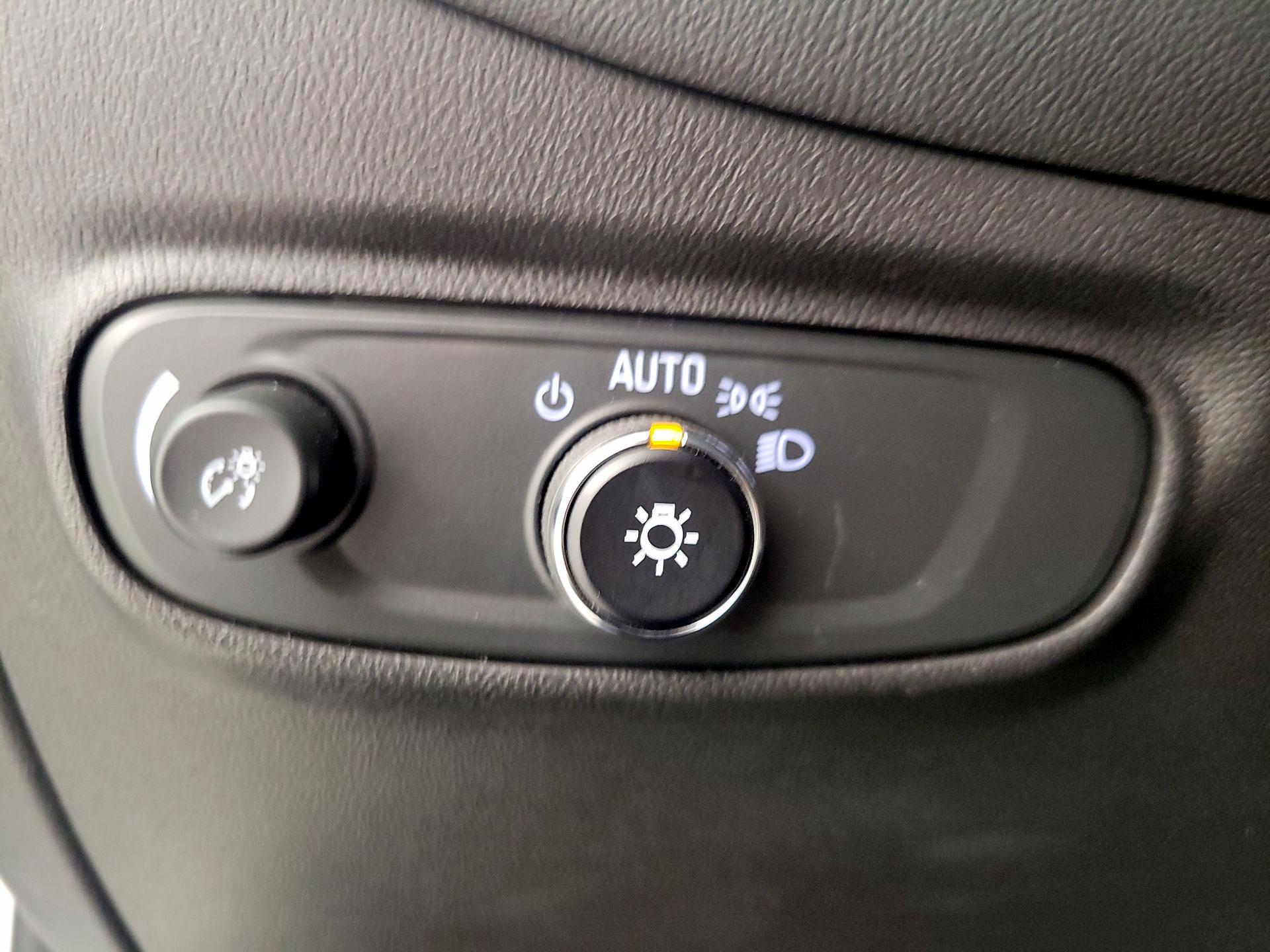 Thumbnail: 2023 Chevrolet Equinox - 13