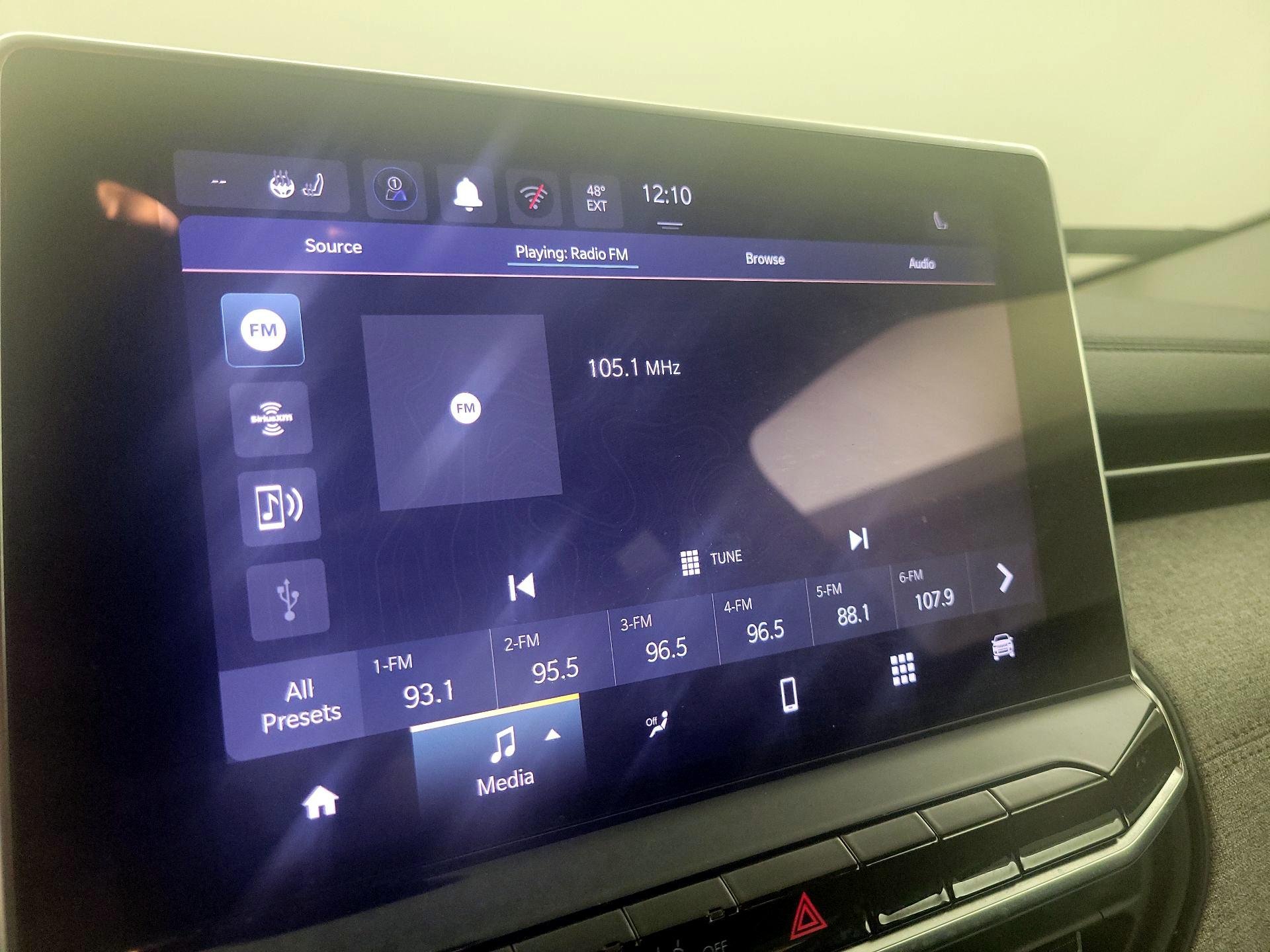 Thumbnail: 2022 Jeep Compass - 15