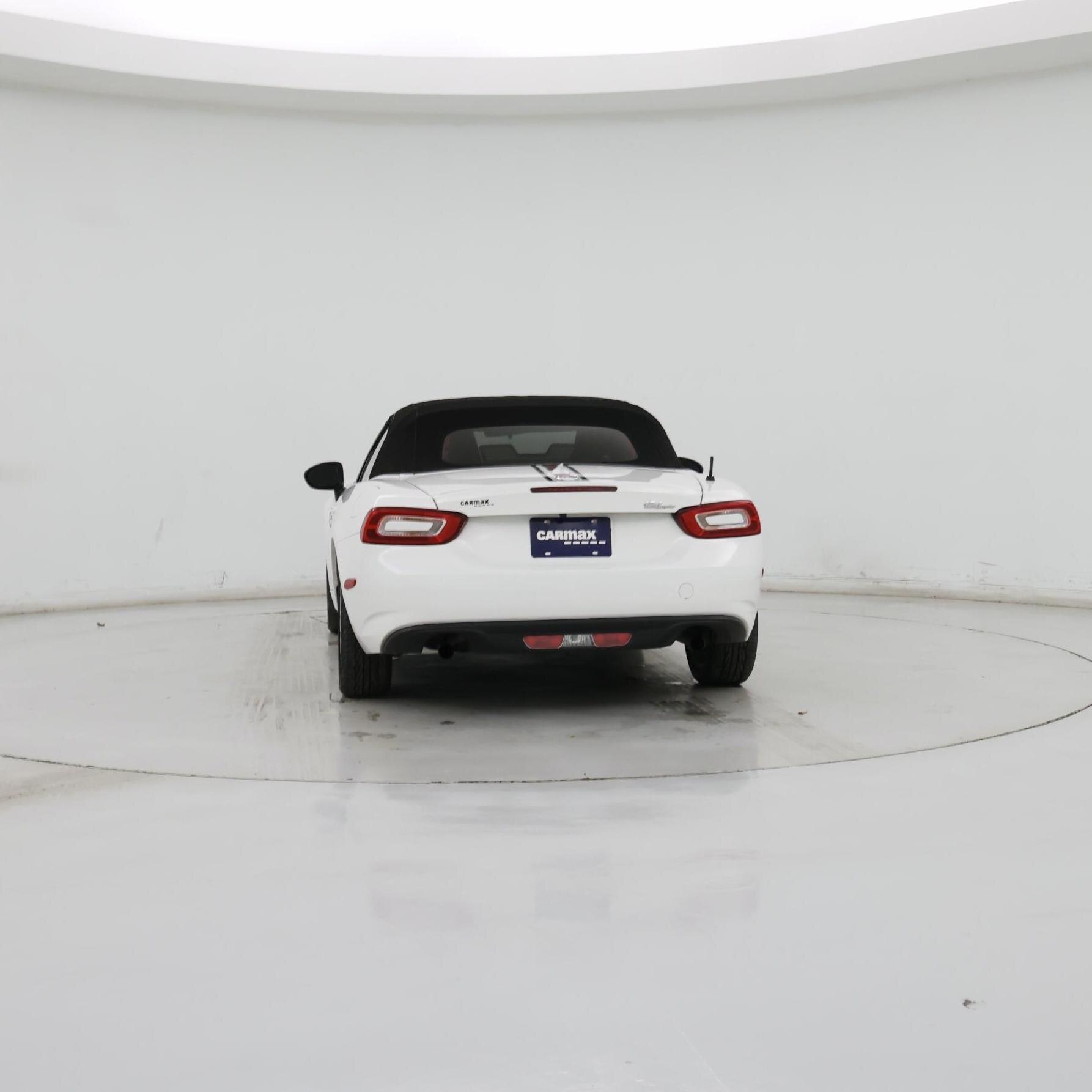 Thumbnail: 2020 Fiat 124 Spider - 6