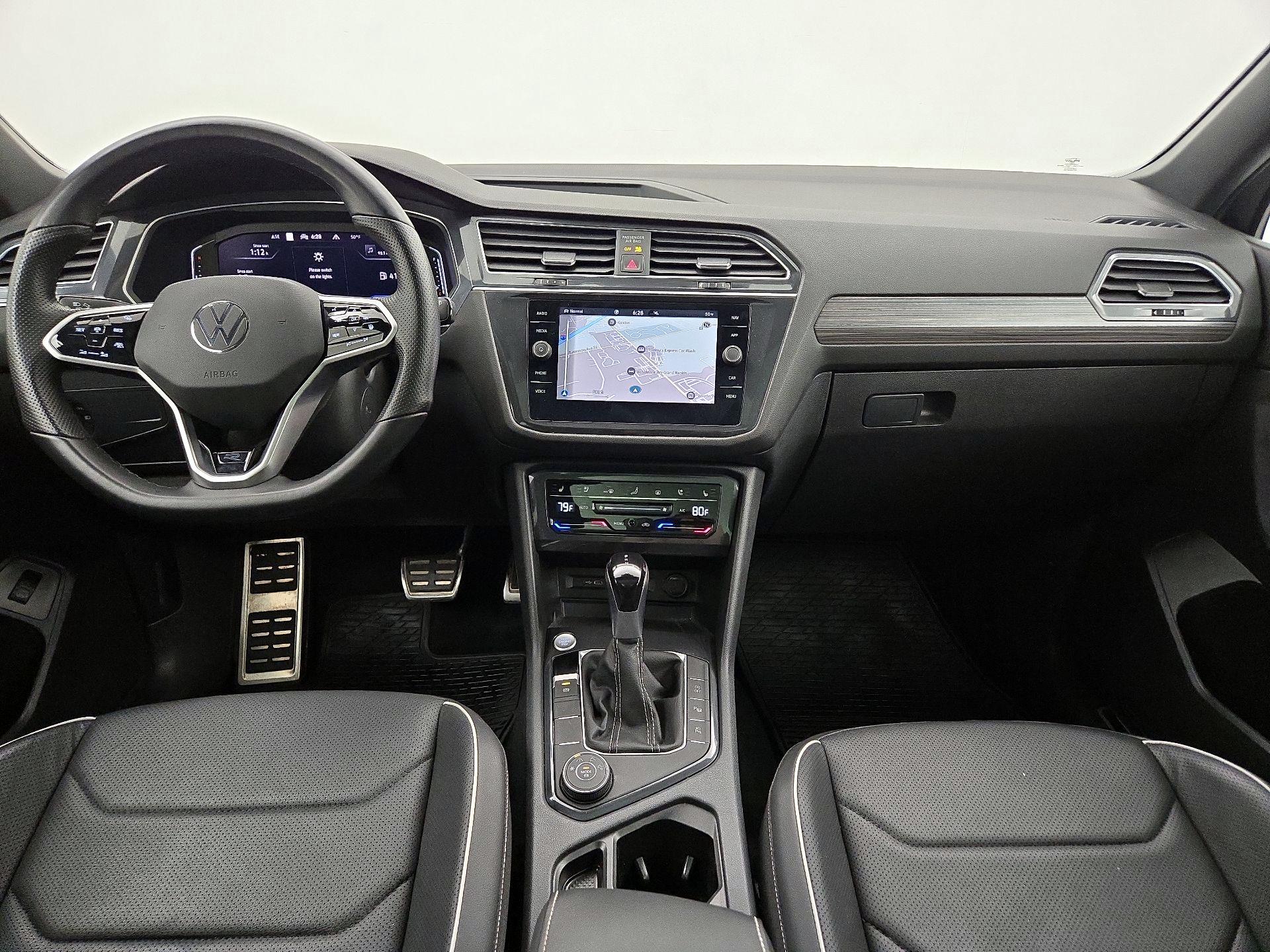 Thumbnail: 2022 Volkswagen Tiguan - 9