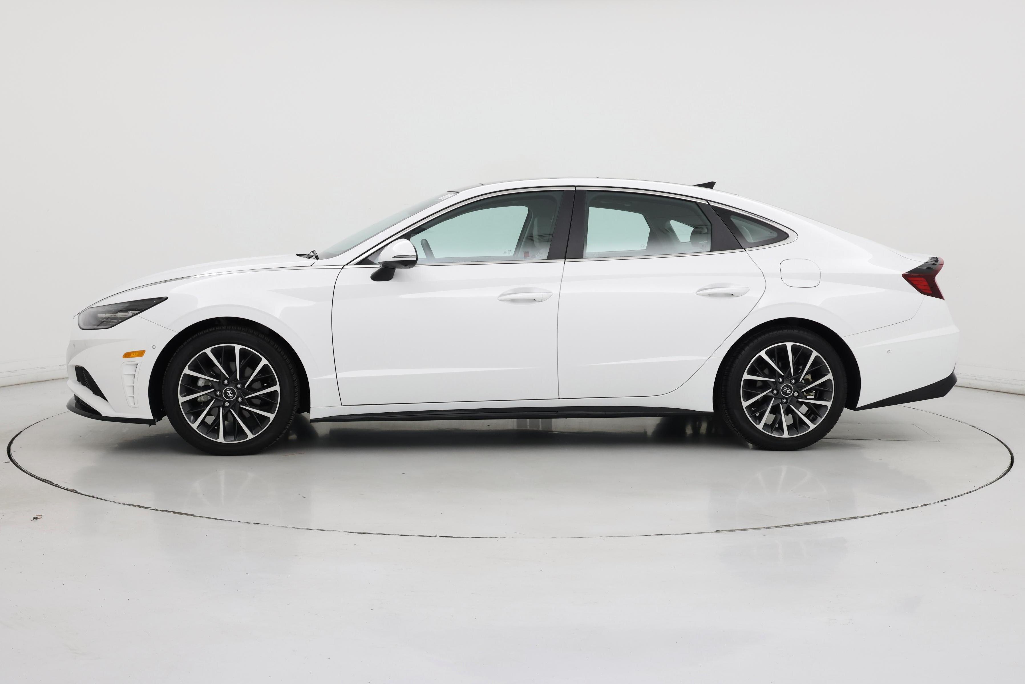 Thumbnail: 2023 Hyundai Sonata - 3