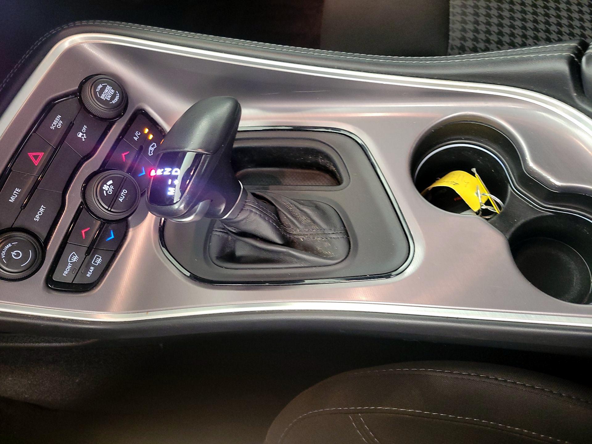 Thumbnail: 2022 Dodge Challenger - 17