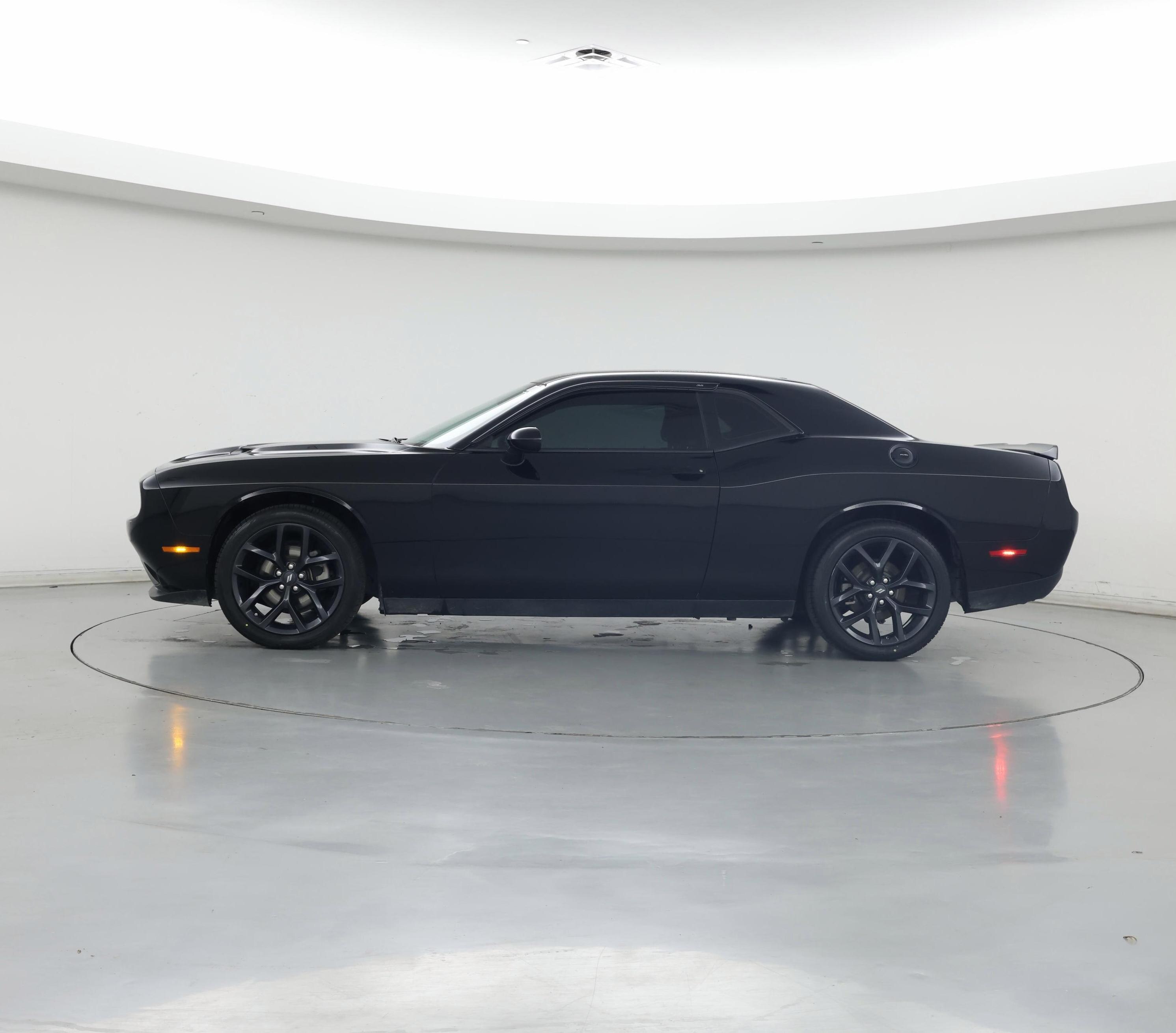 Thumbnail: 2022 Dodge Challenger - 3