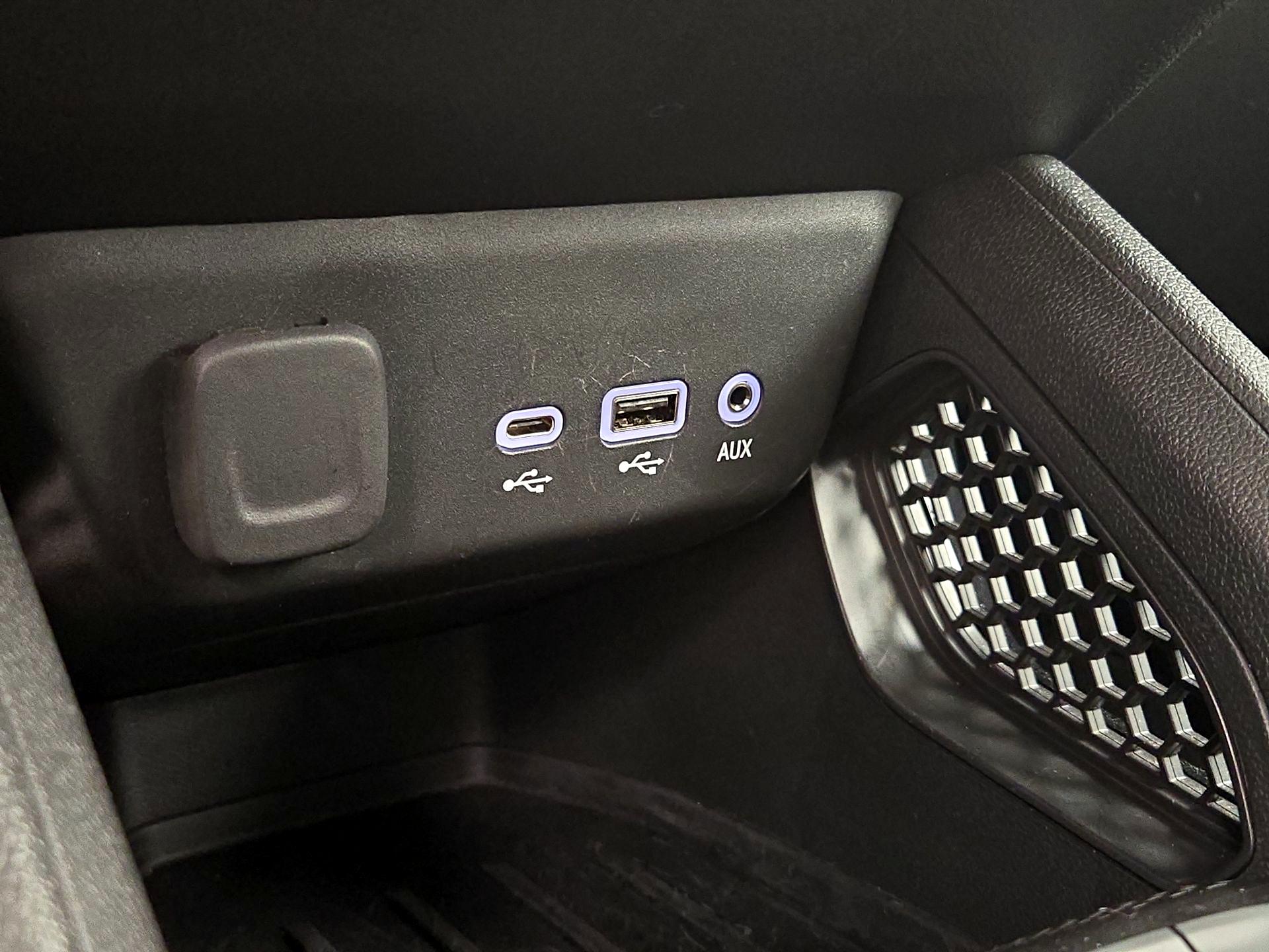 Thumbnail: 2023 Chevrolet TrailBlazer - 18