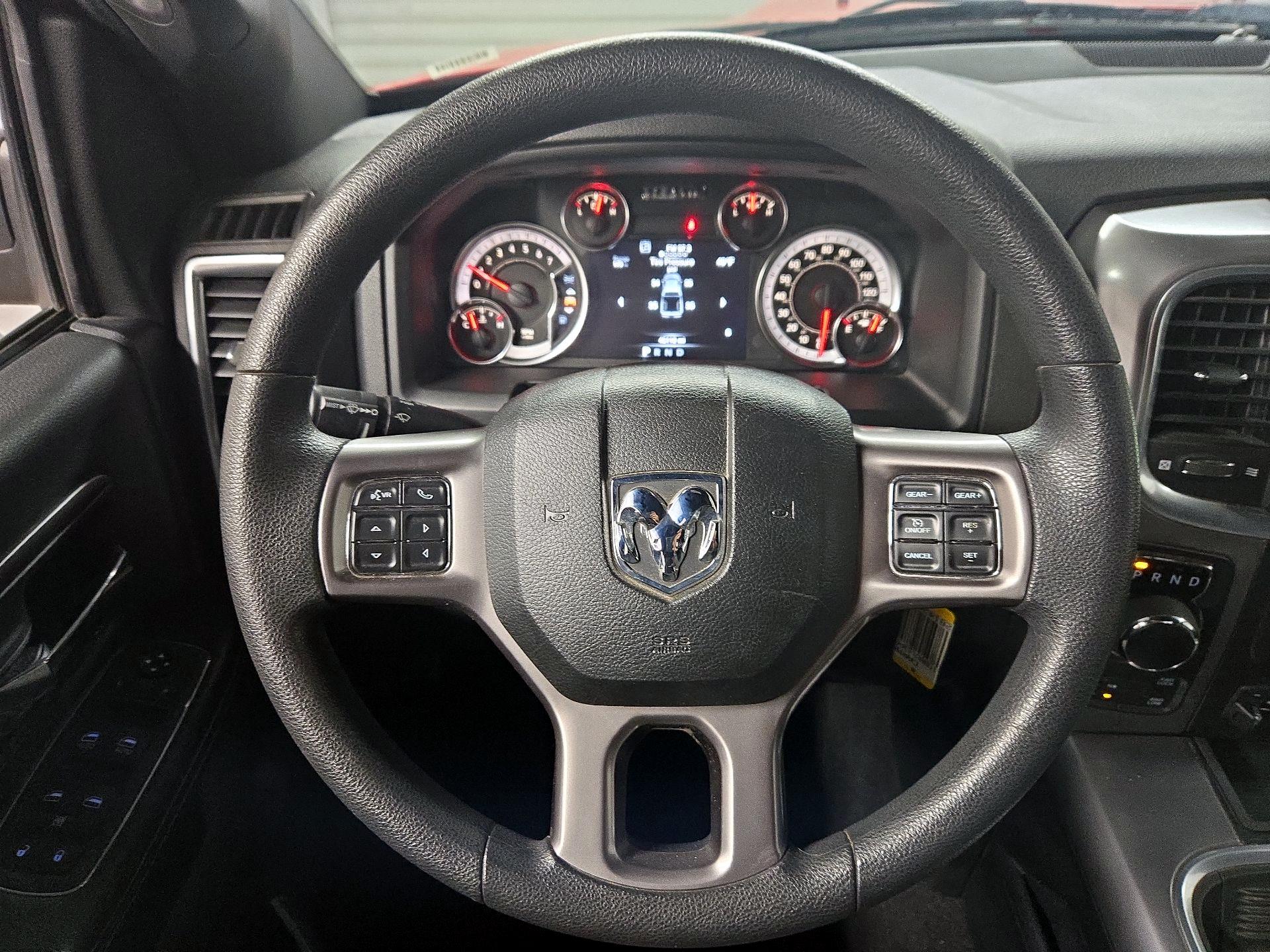 Thumbnail: 2023 RAM 1500 Classic - 10