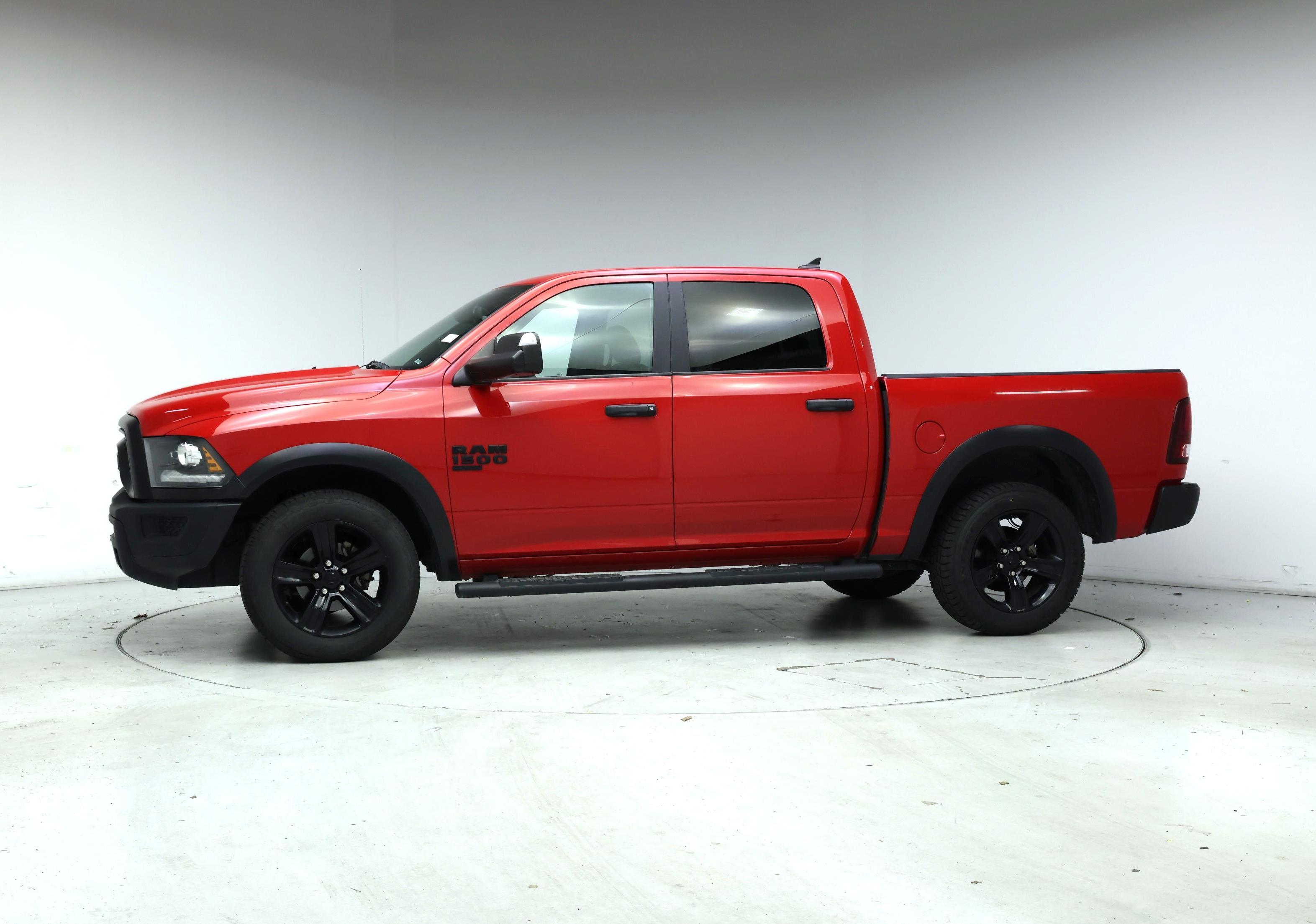 Thumbnail: 2023 RAM 1500 Classic - 3