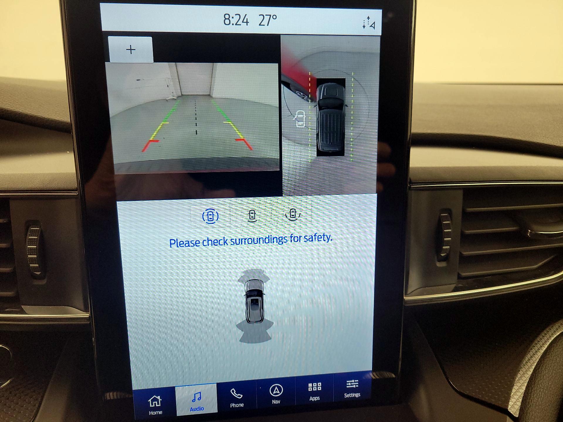 Thumbnail: 2020 Ford Explorer - 15