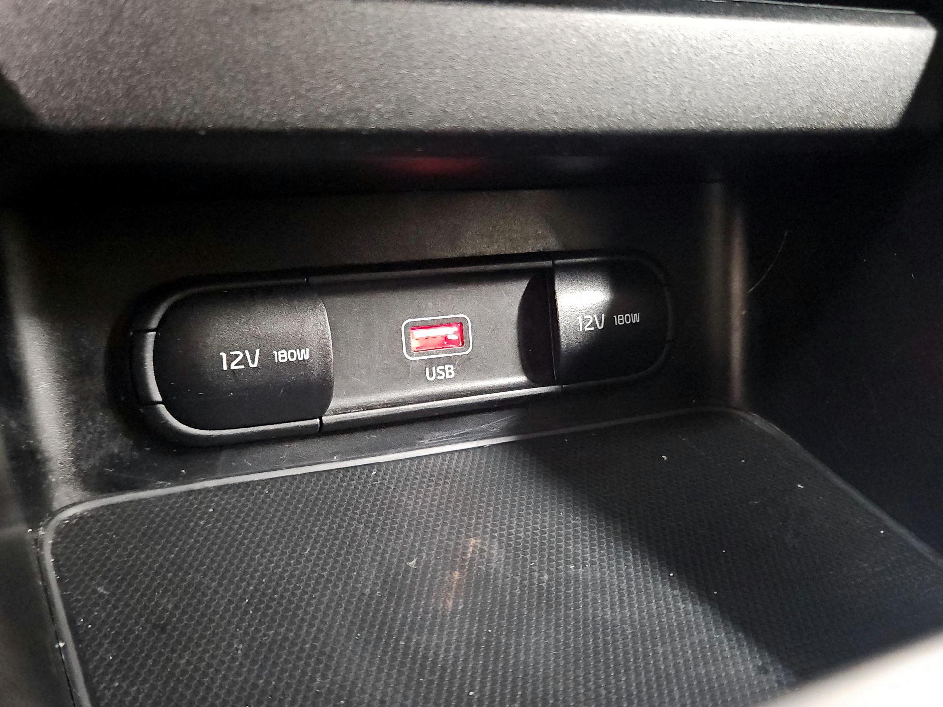 Thumbnail: 2023 Kia Forte - 18