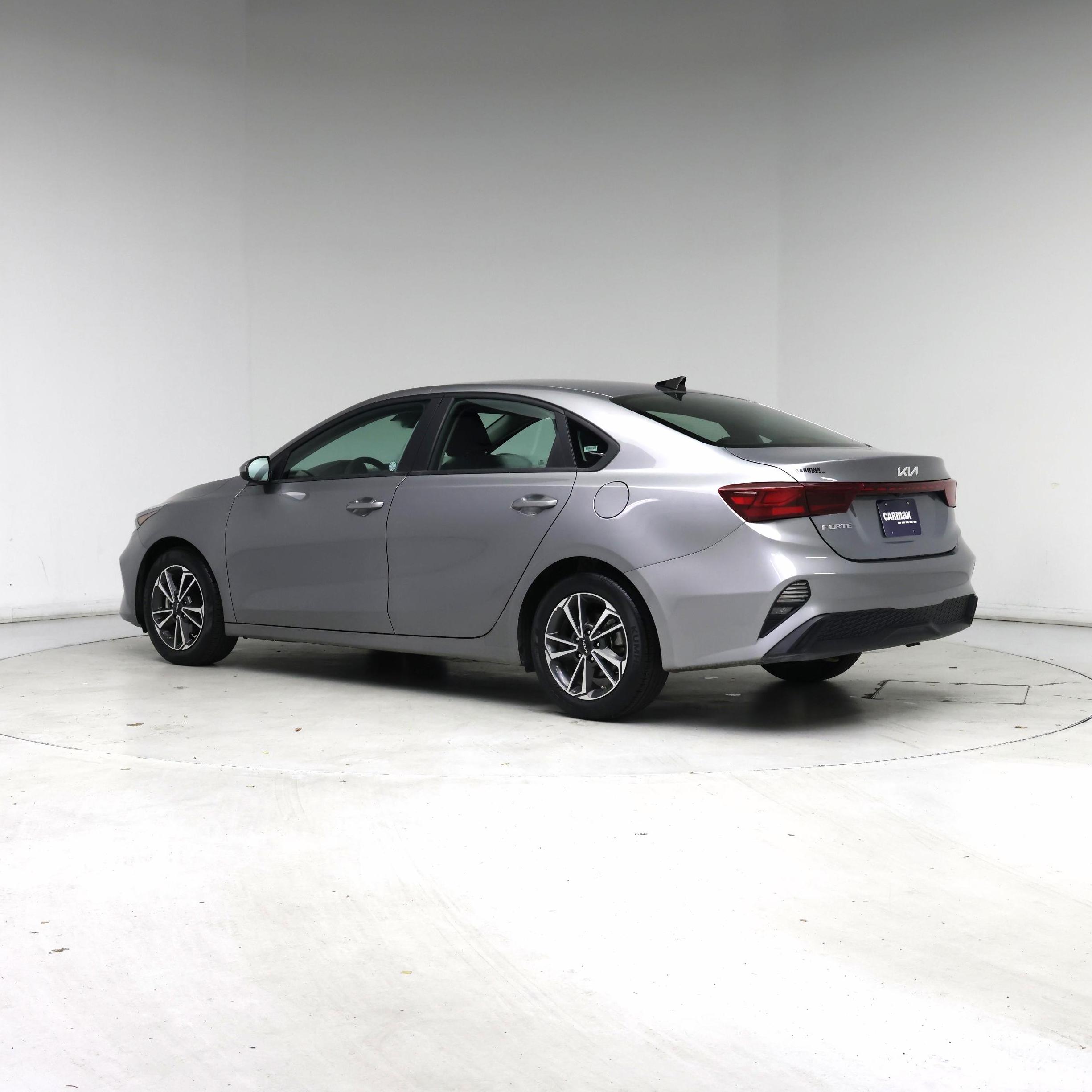 Thumbnail: 2023 Kia Forte - 2