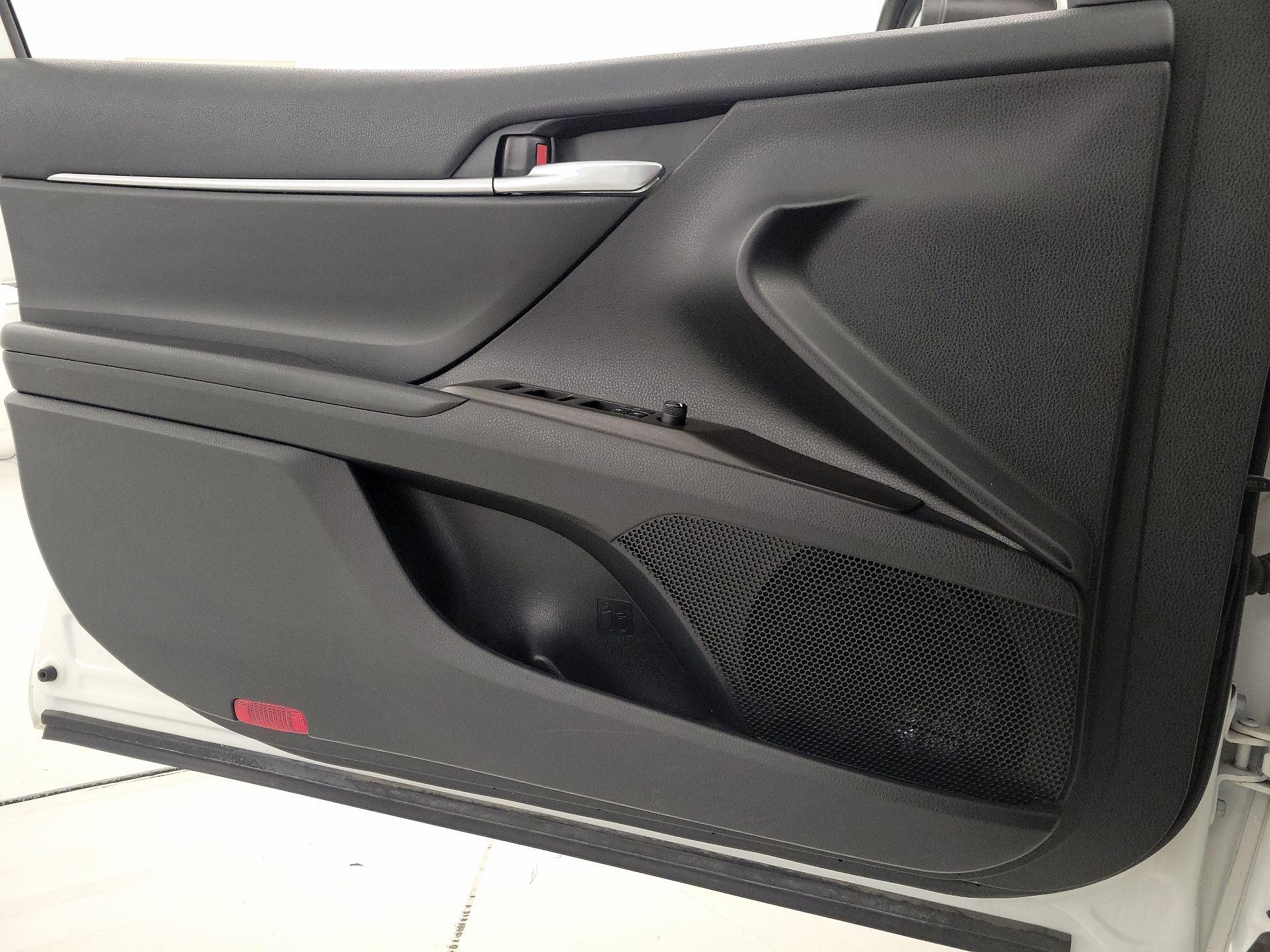 Thumbnail: 2023 Toyota Camry - 12