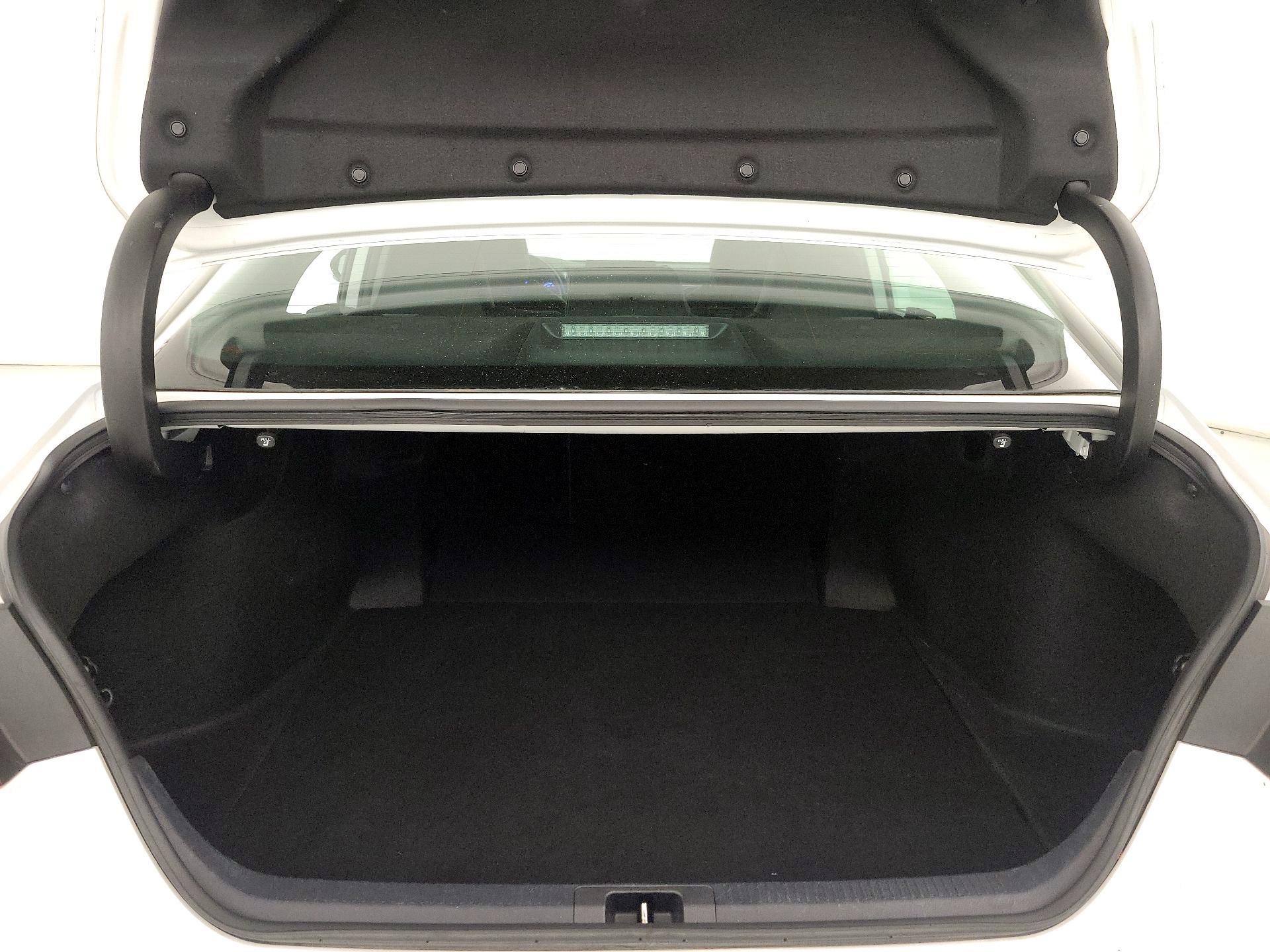 Thumbnail: 2023 Toyota Camry - 19